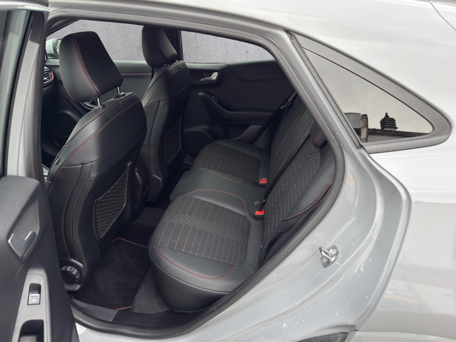 FORD Puma 1.0 EcoB Hybrid 155 ST-Line X