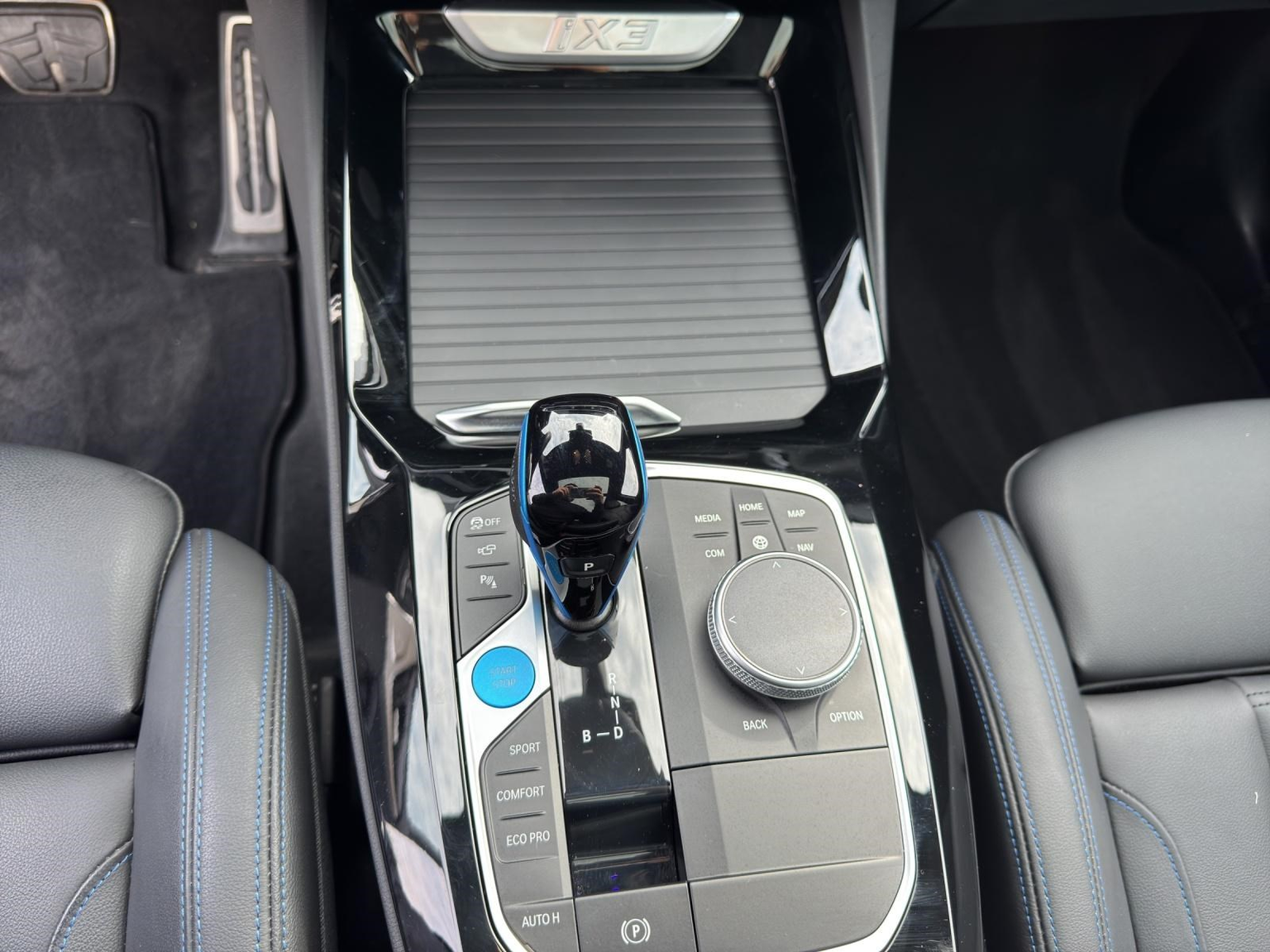 BMW iX3 E-Motor Impressive
