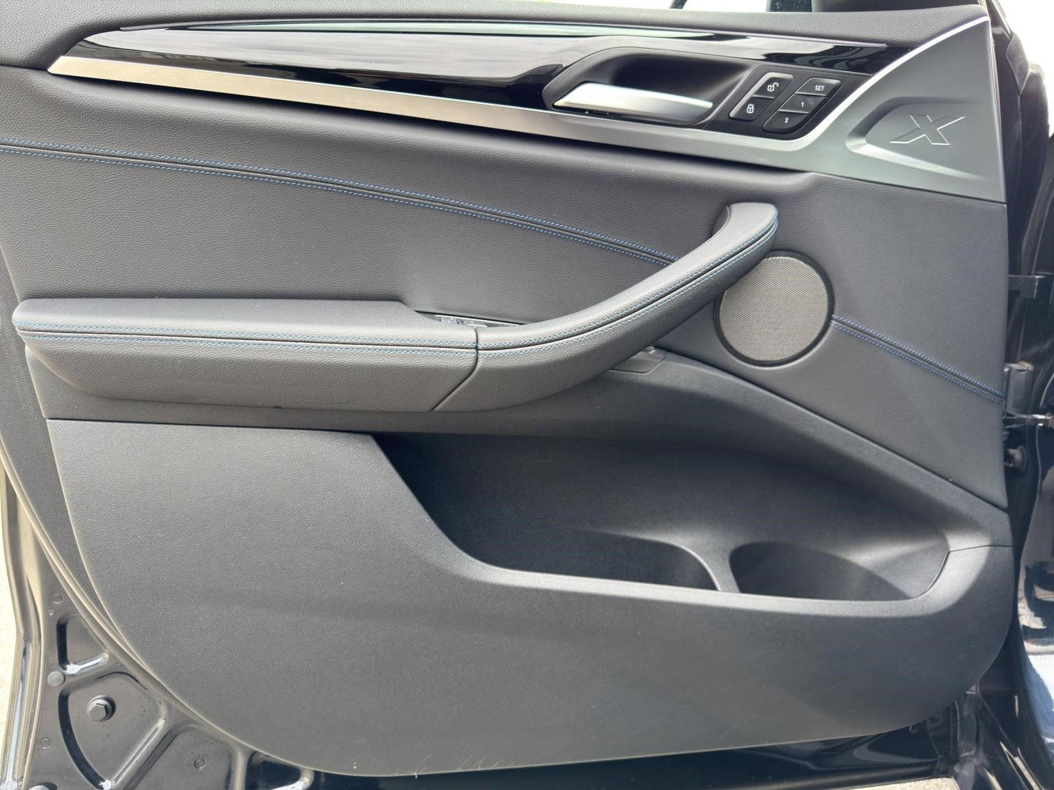 BMW iX3 E-Motor Impressive