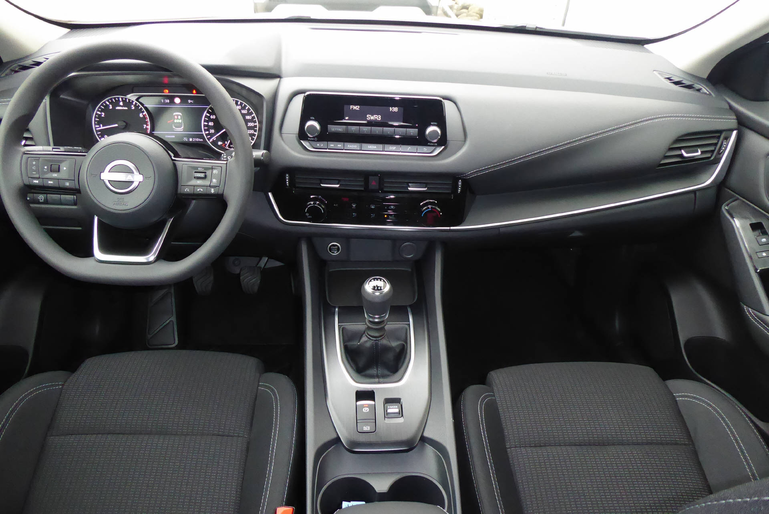 NISSAN Qashqai 1.3 DIG-T MHEV Visia