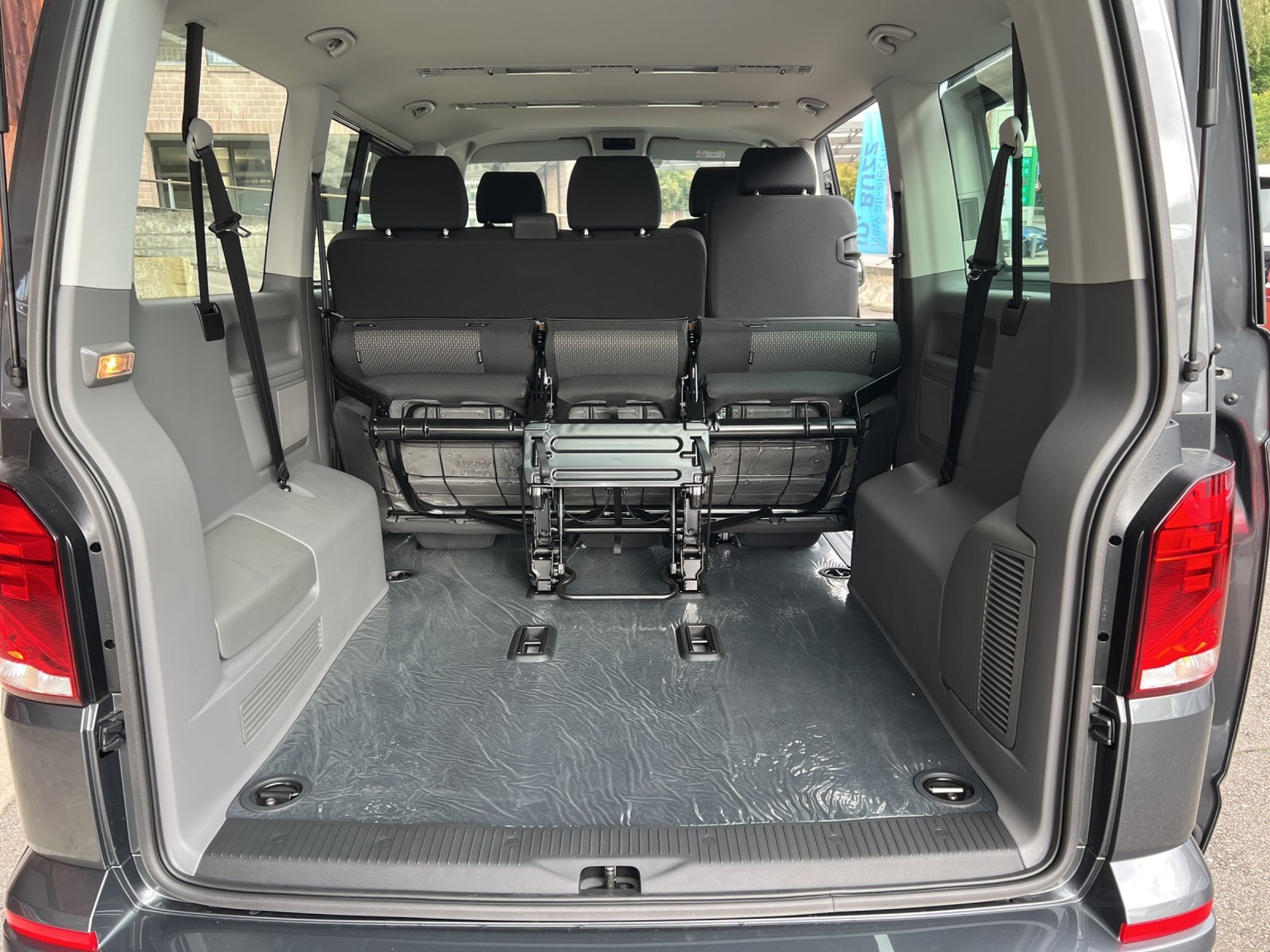 VW T6.1 Caravelle 2.0 TDI Trendline Liberty DSG