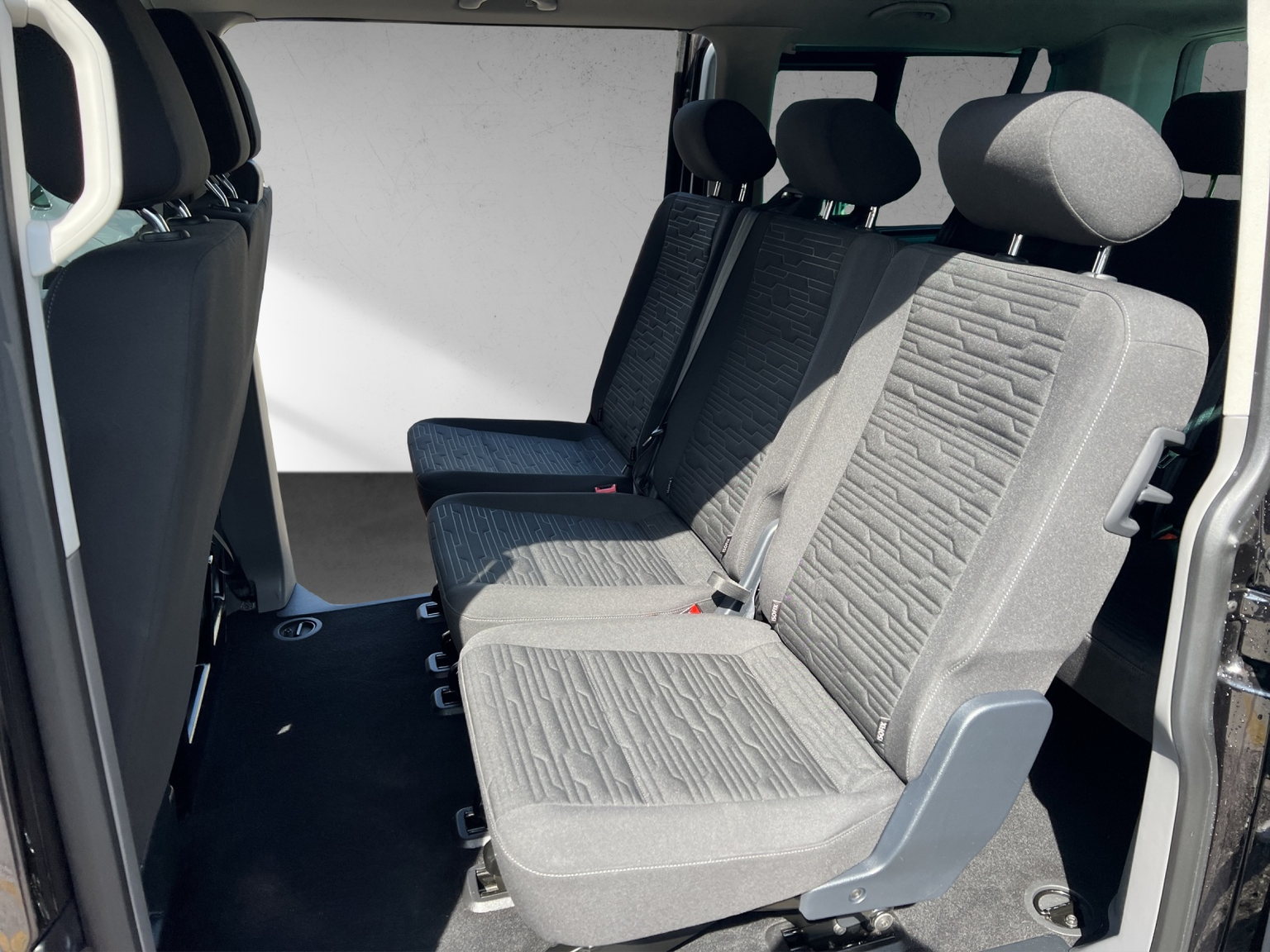 VW T6.1 Caravelle 2.0 TDI Comfortline