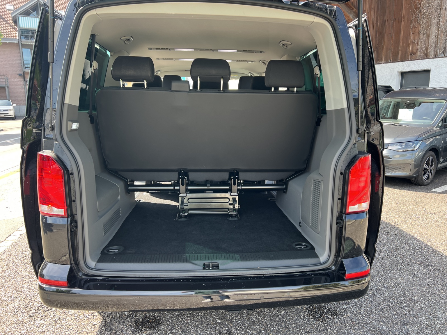 VW T6.1 Caravelle 2.0 TDI Comfortline