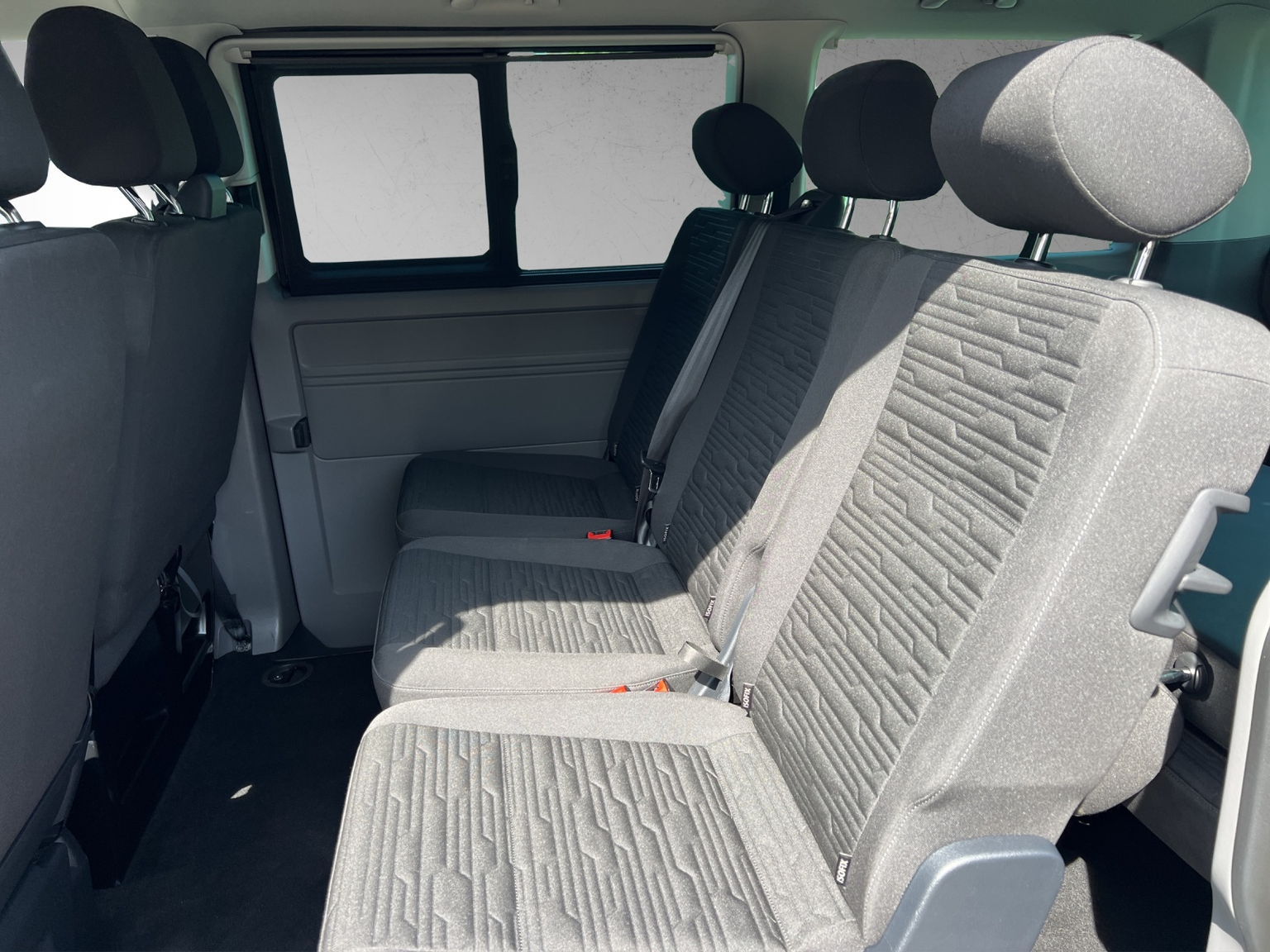 VW T6.1 Caravelle 2.0 TDI Comfortline