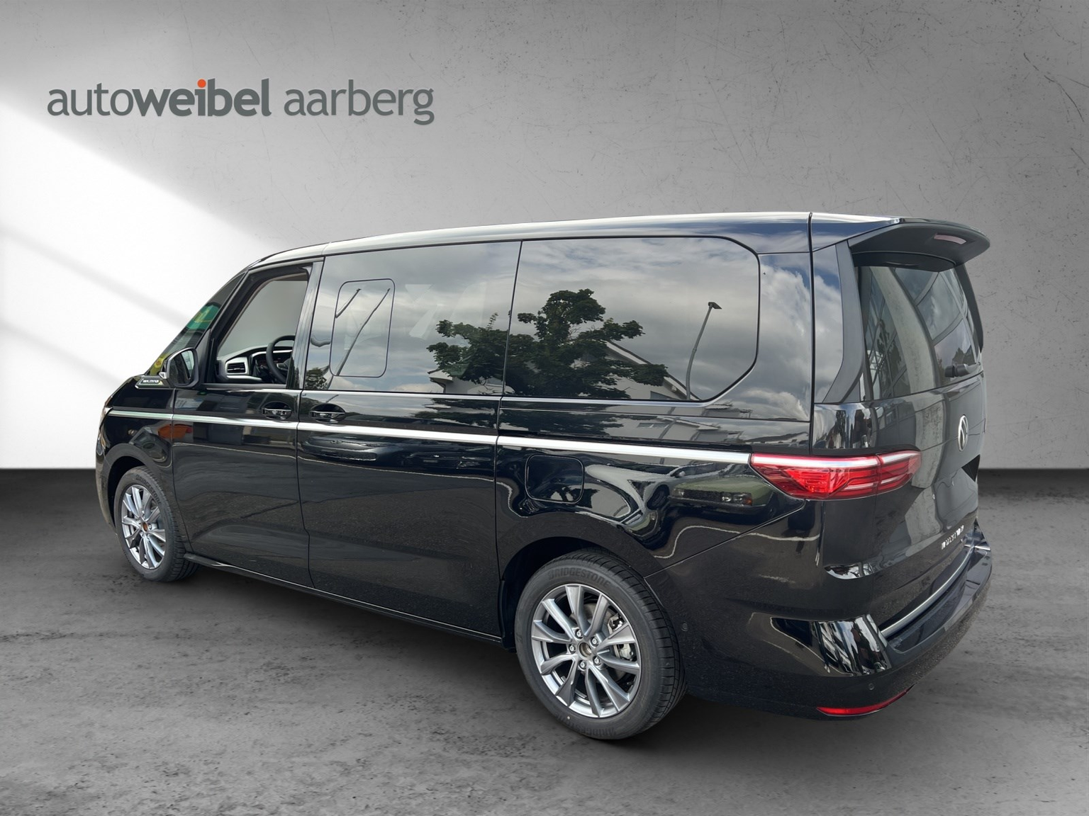 VW MULTIVAN Multivan 2.0 TDI Style Liberty DSG Lang