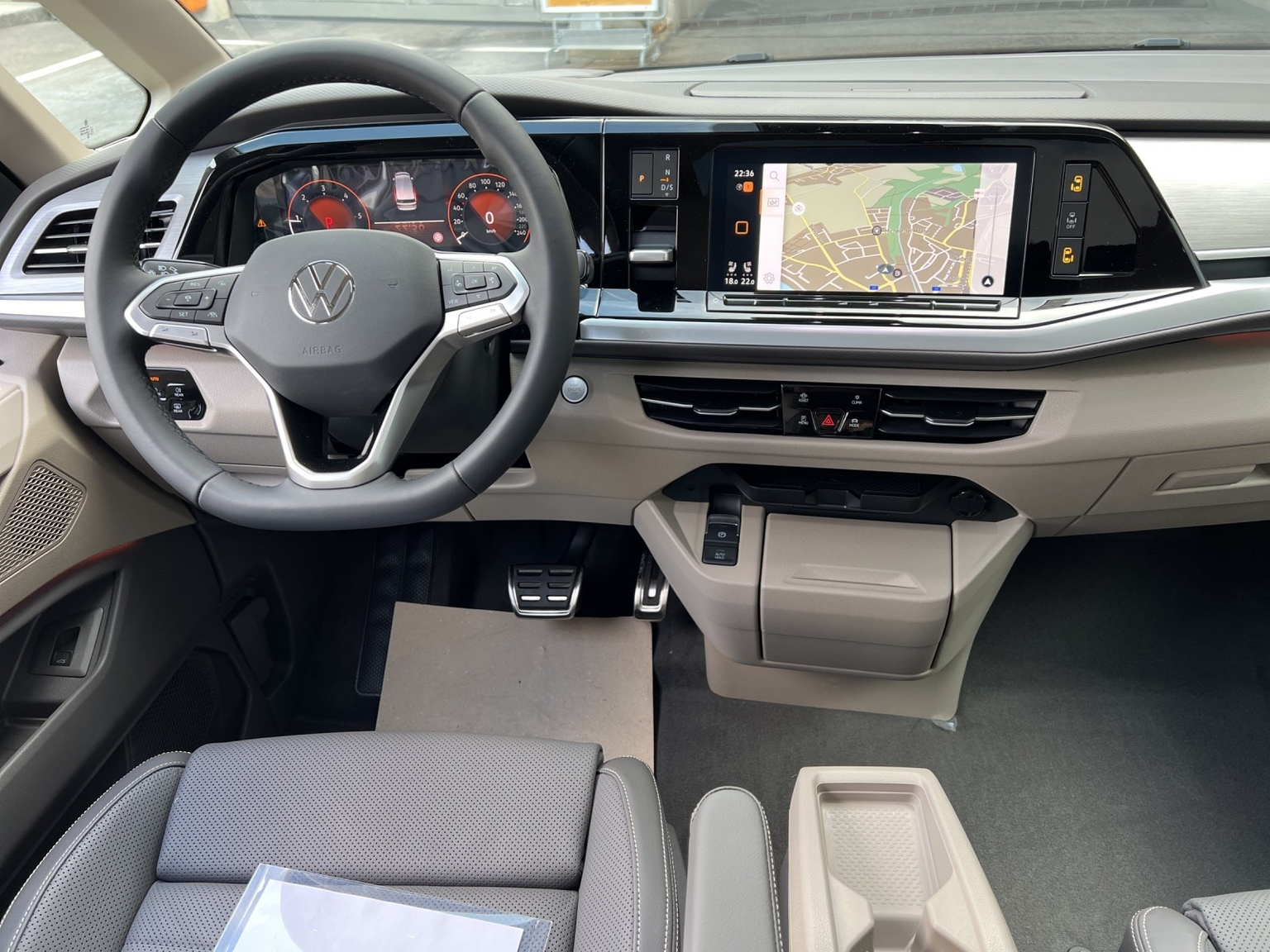 VW MULTIVAN Multivan 2.0 TDI Style Liberty DSG Lang