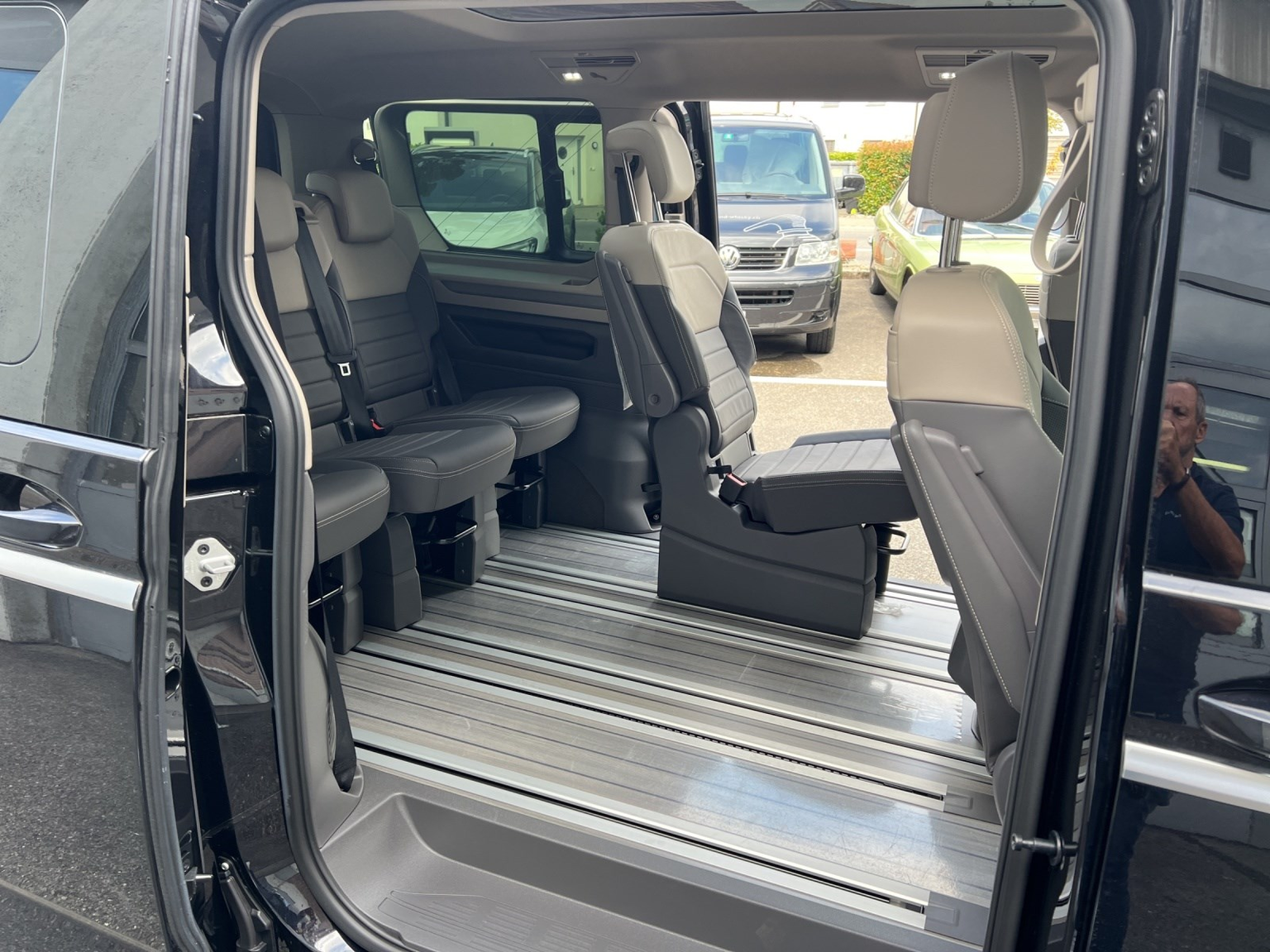 VW MULTIVAN Multivan 2.0 TDI Style Liberty DSG Lang