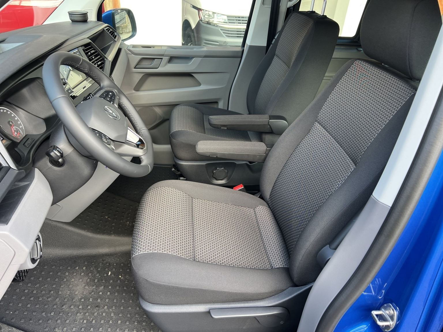 VW T6.1 Caravelle 2.0 TDI Trendline Liberty DSG