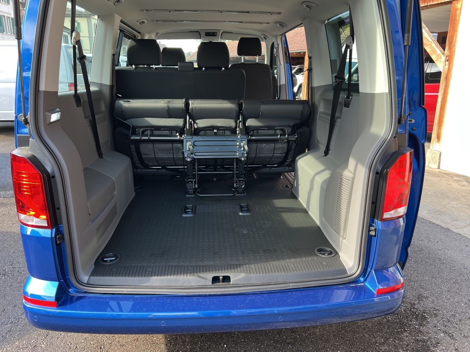 VW T6.1 Caravelle 2.0 TDI Trendline Liberty DSG