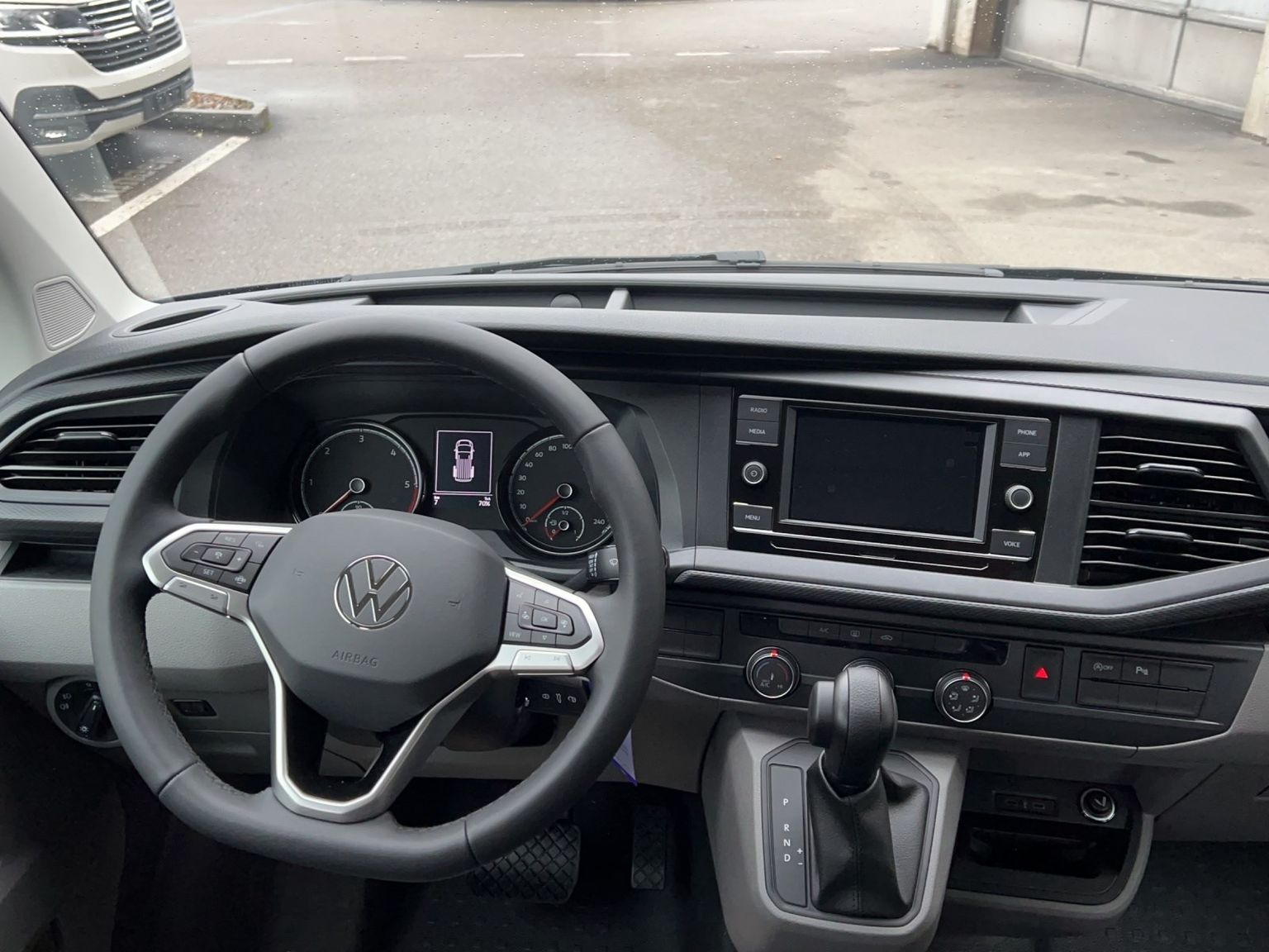 VW T6.1 Caravelle 2.0 TDI Trendline Liberty DSG