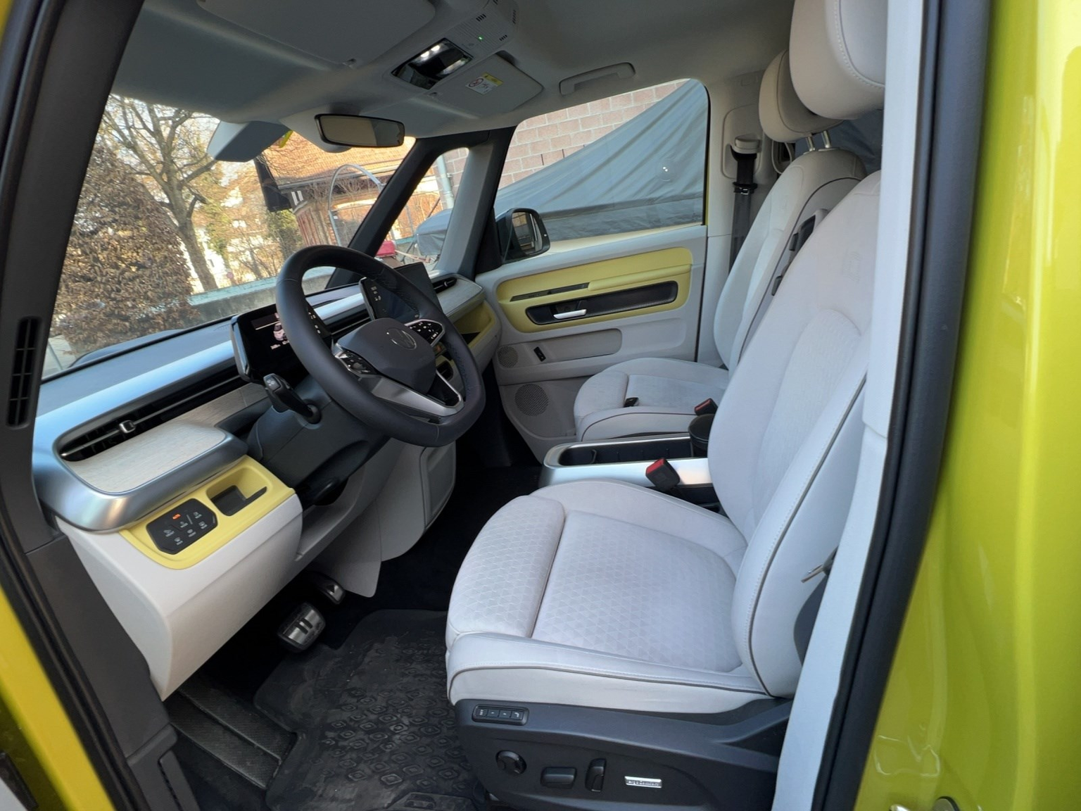 VW ID.Buzz Pro