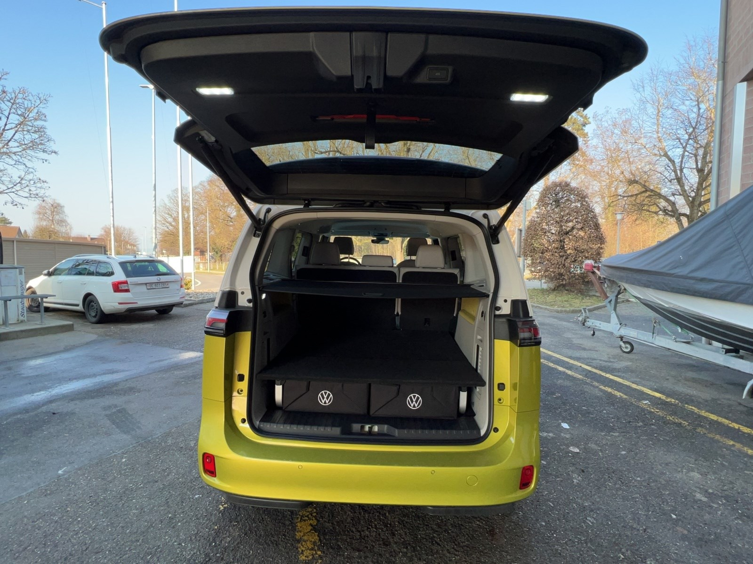 VW ID.Buzz Pro
