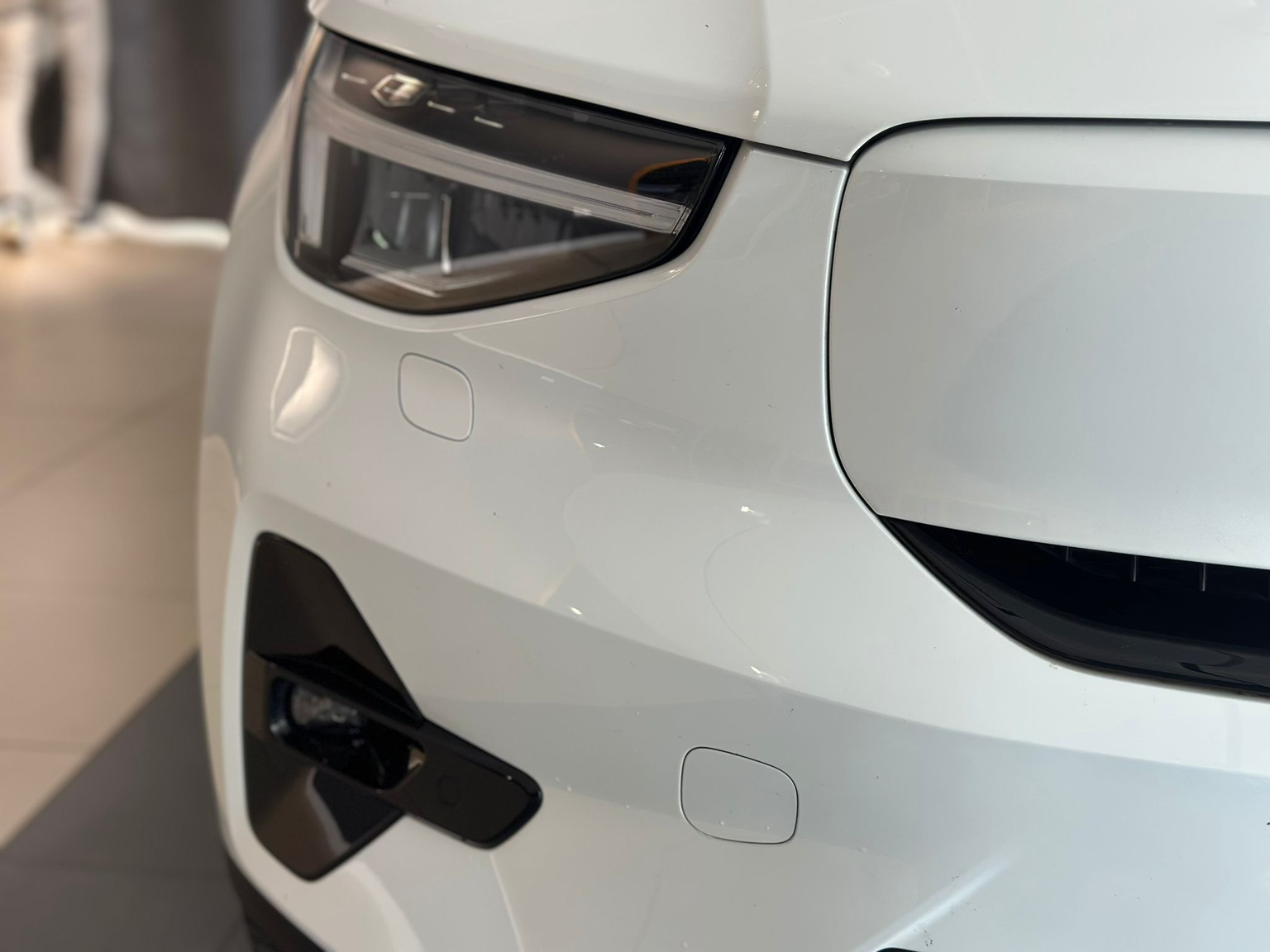 VOLVO XC40 Recharge P8 Twin AWD Pure Electric Plus