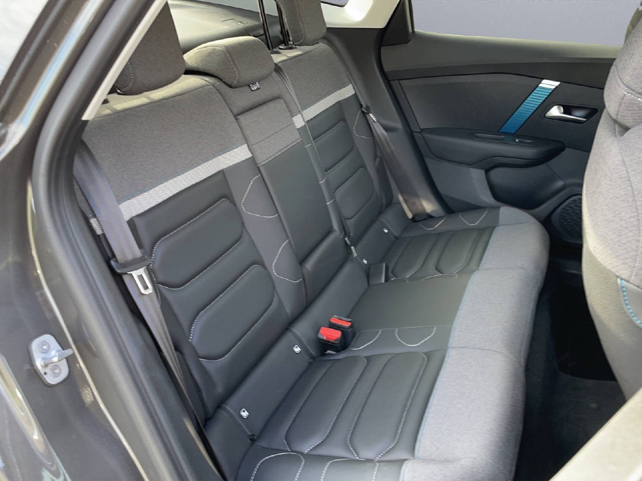 CITROEN C4 X Electric Shine