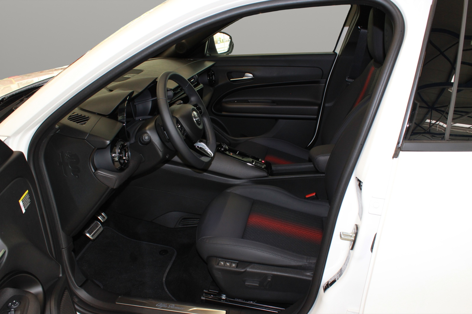 ALFA ROMEO Junior 1.2 48V Hybrid Speziale