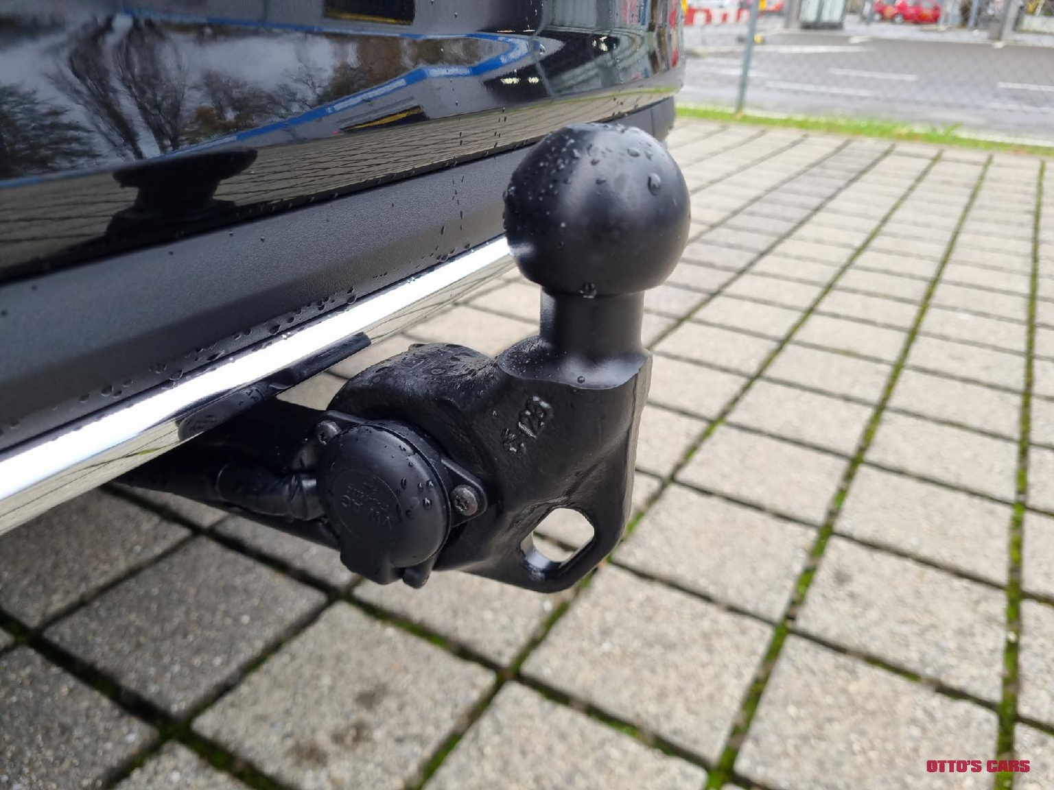 SKODA Karoq 1.5 TSI ACT SportLine DSG *Anhängevorrichtung*el.Heckklappe*Alu19"* 0
