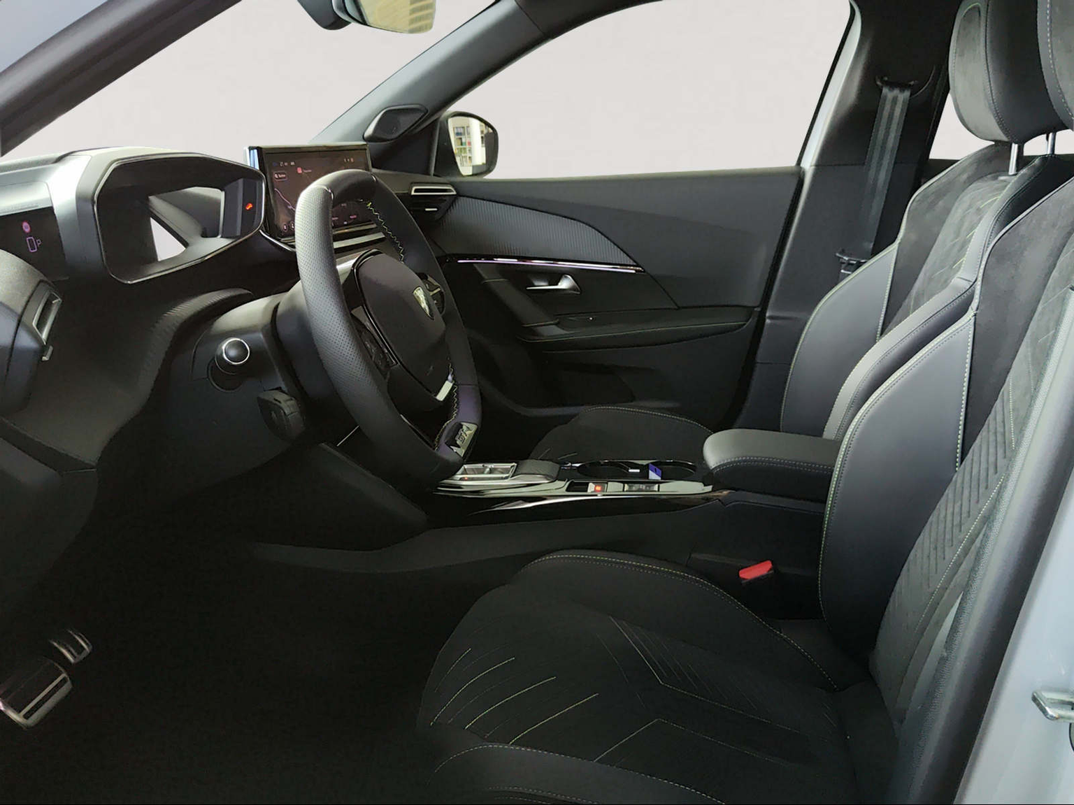 PEUGEOT 2008 156 e GT