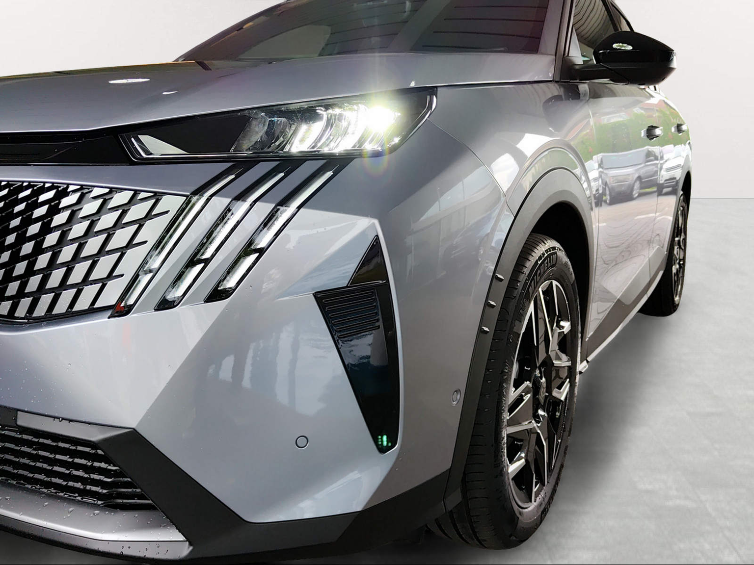 PEUGEOT 3008 136 e-DSC6 Hybrid Allure