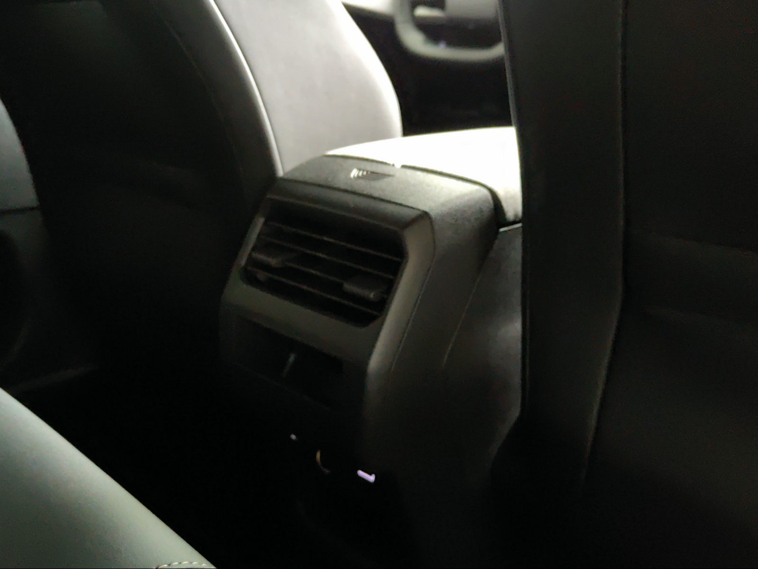 PEUGEOT 3008 136 e-DSC6 Hybrid Allure