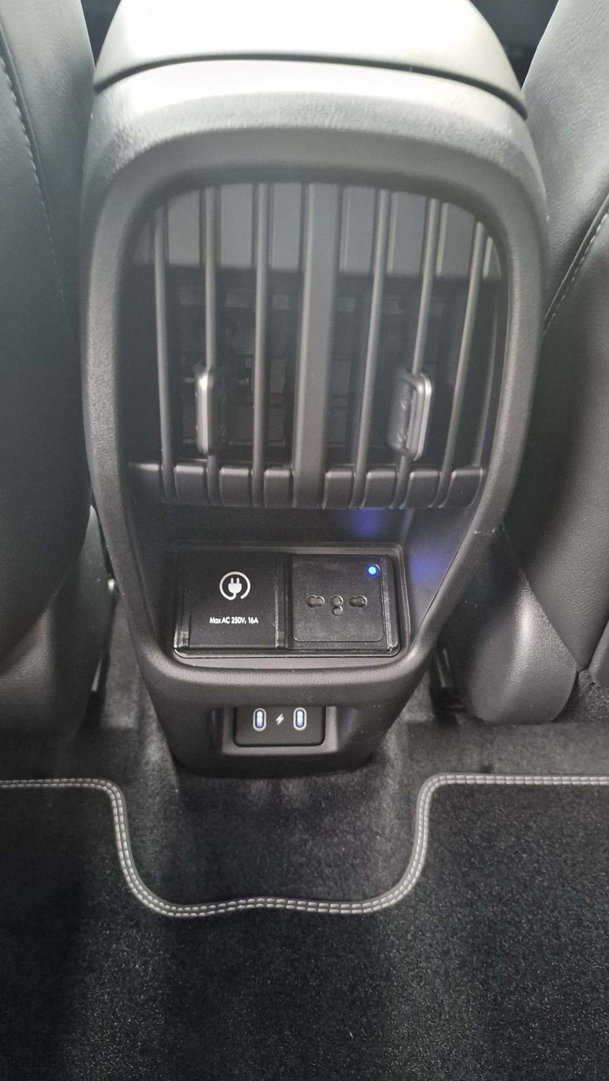 HYUNDAI Kona Electric Amplia