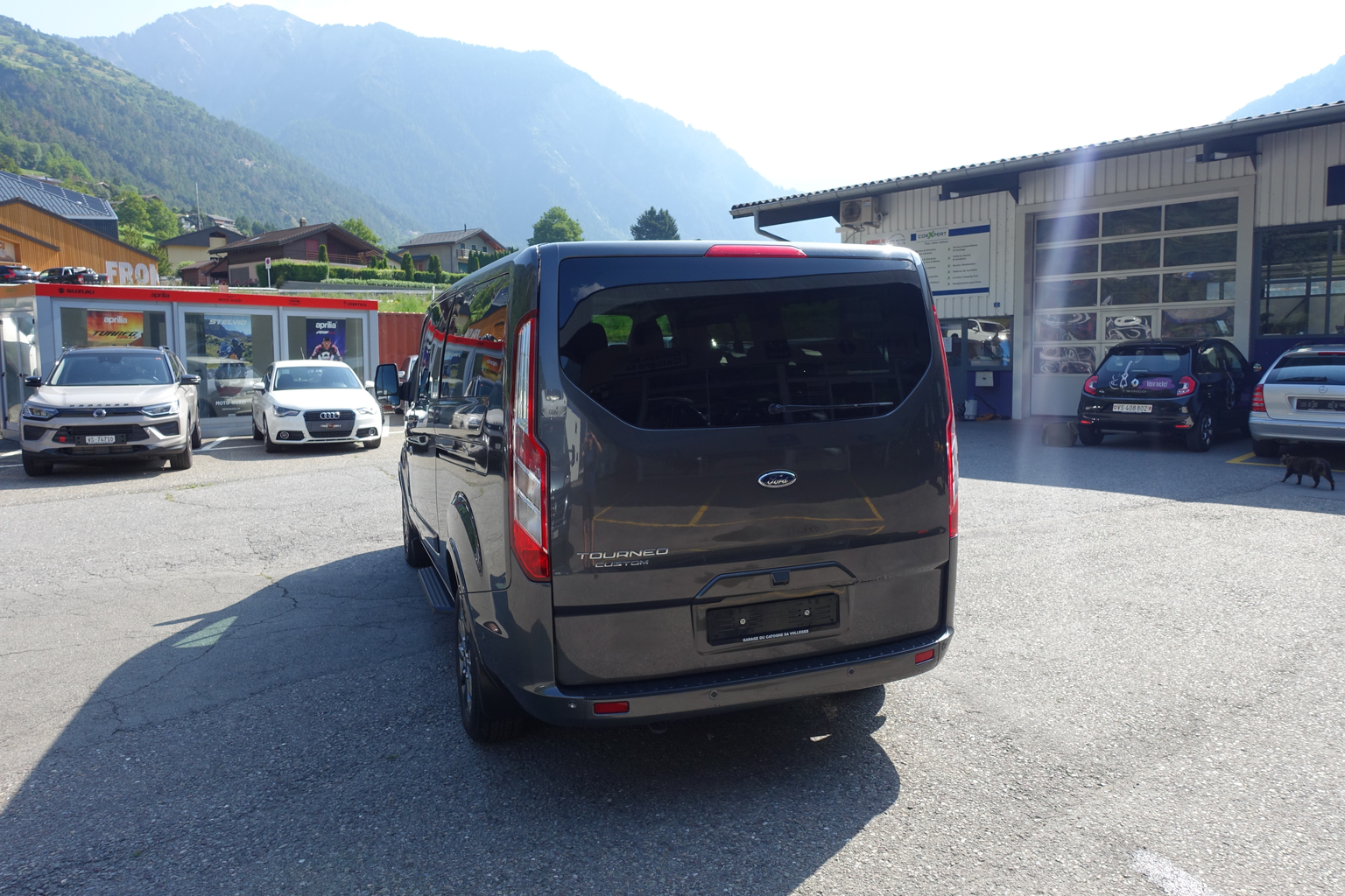 FORD Tourneo Custom 320 L2H1 Titanium 9 places