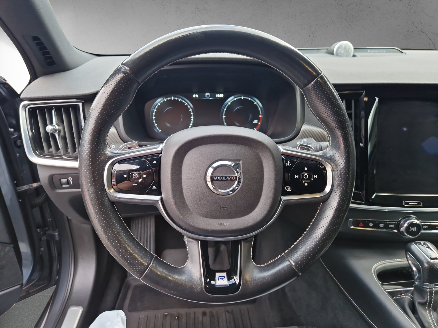 VOLVO V90 D5 AWD R-Design Geartronic Powerpulse