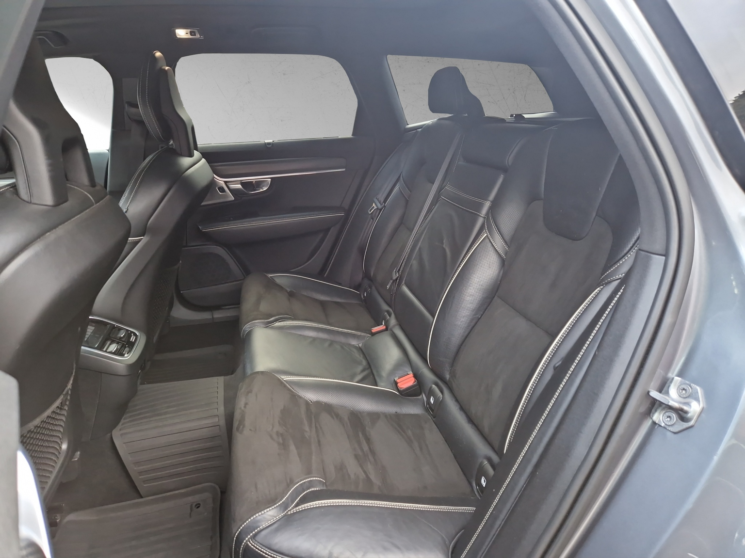 VOLVO V90 D5 AWD R-Design Geartronic Powerpulse