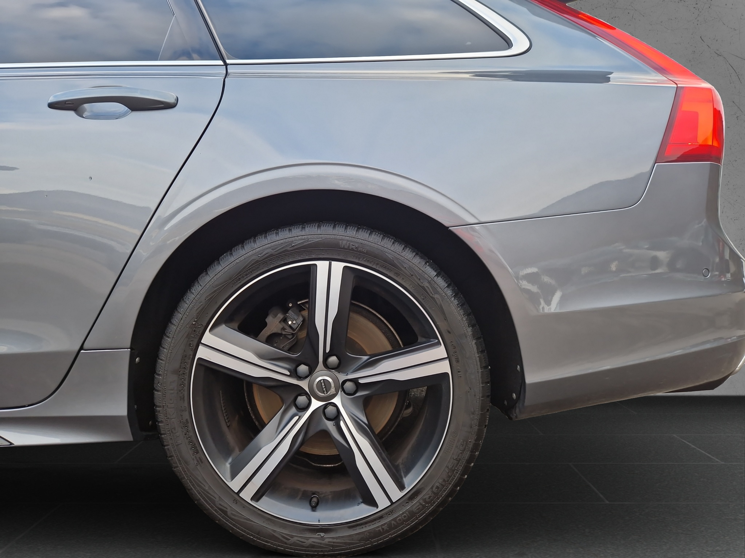 VOLVO V90 D5 AWD R-Design Geartronic Powerpulse