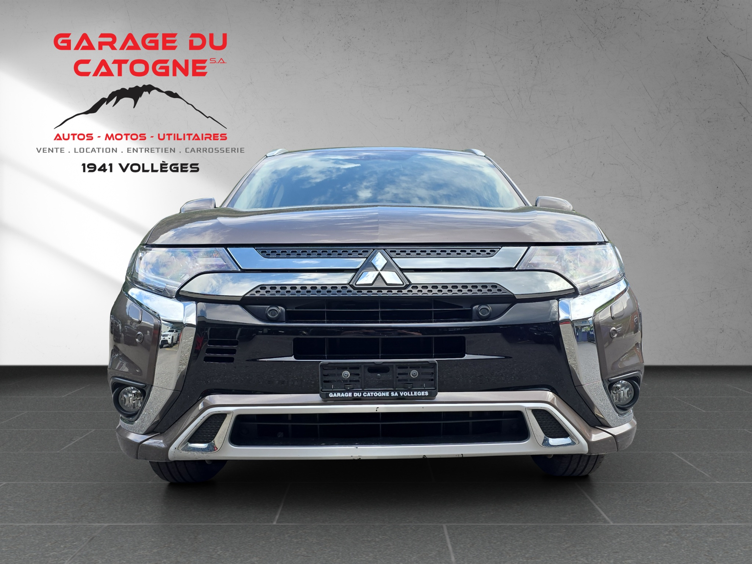 MITSUBISHI Outlander 2.4 PHEV Diamond S-Edition 4WD Automatic