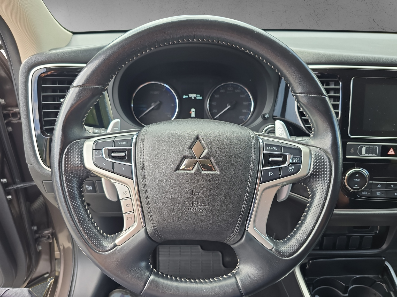 MITSUBISHI Outlander 2.4 PHEV Diamond S-Edition 4WD Automatic
