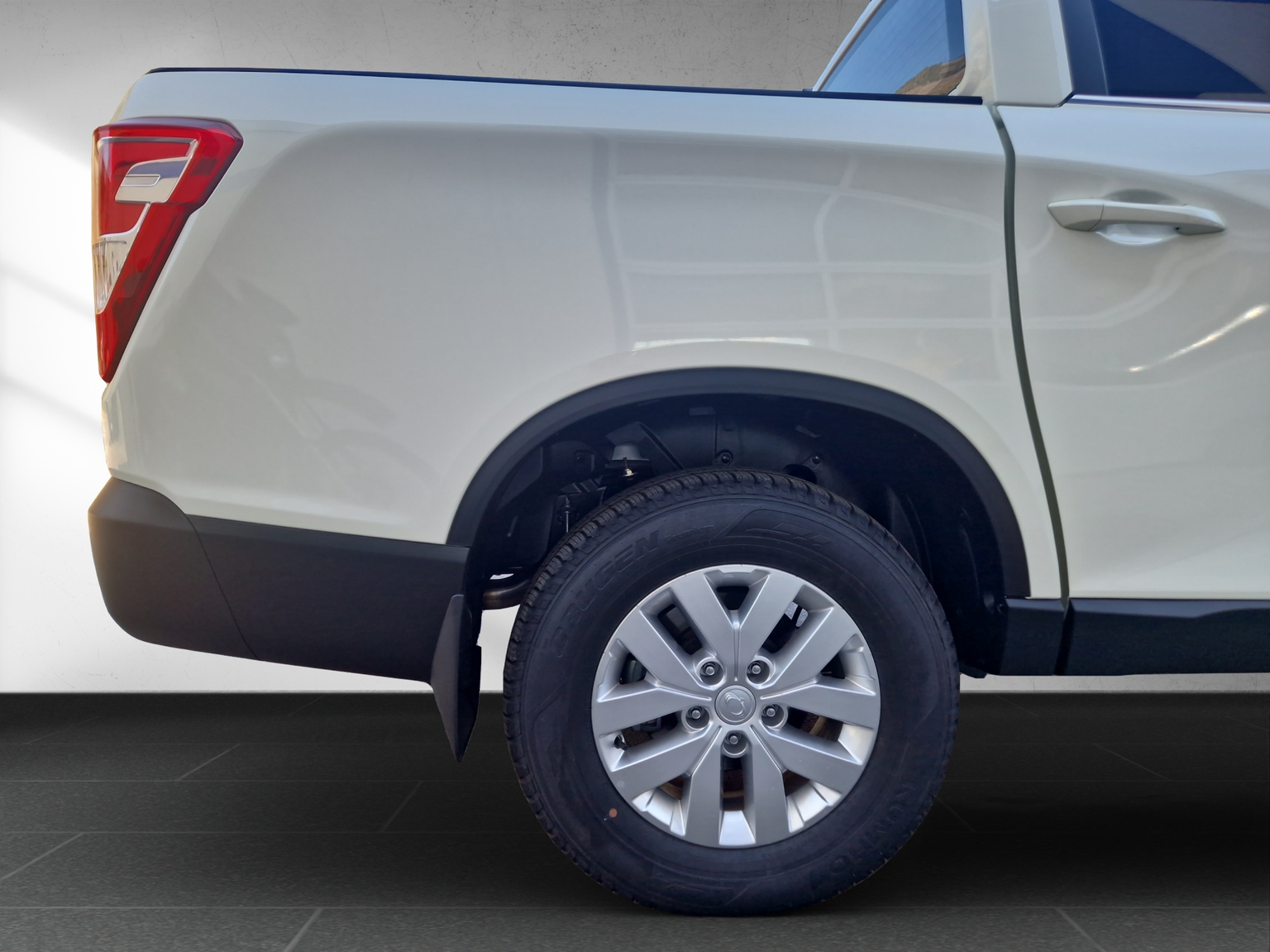 KGM-SsangYong Musso 2.2 Platinum 4WD A