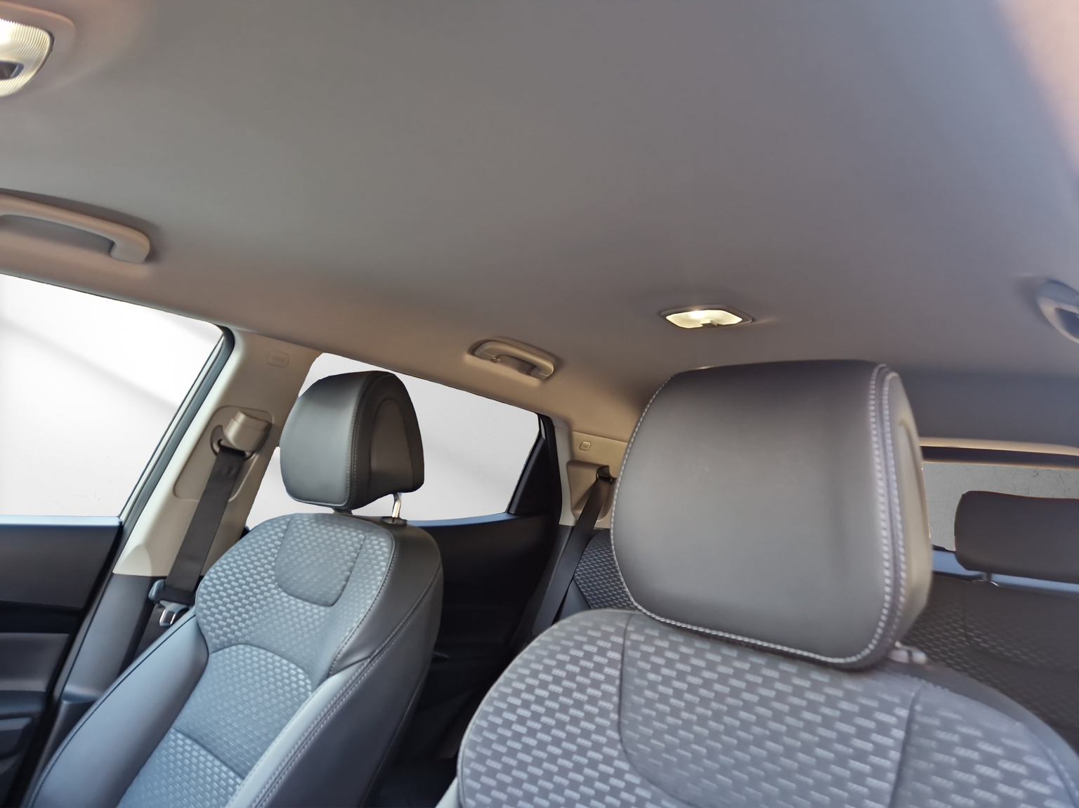 KGM-SsangYong Korando 1.5 T GDI Blackline 4WD Automat