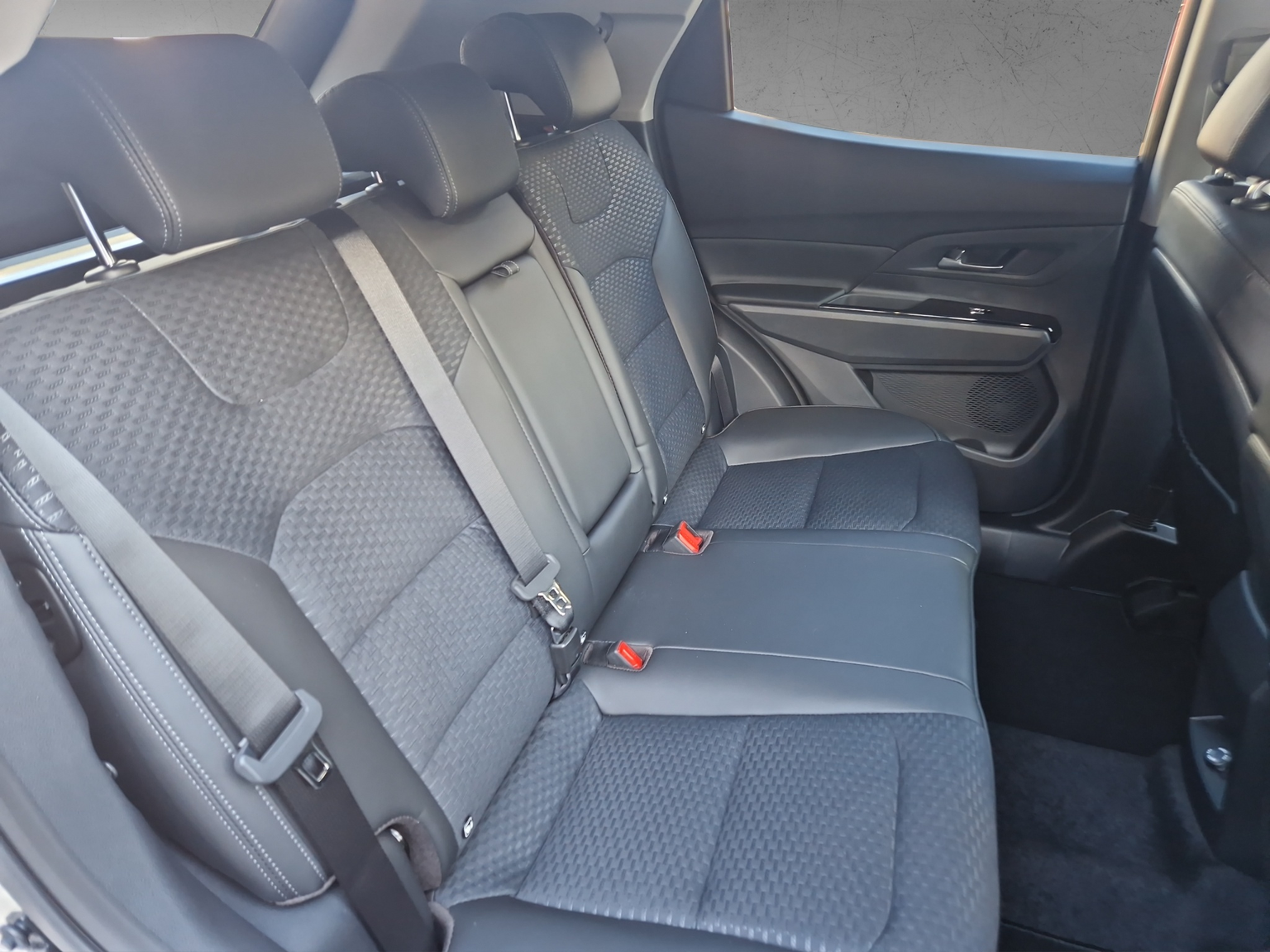 KGM-SsangYong Korando 1.5 T GDI Blackline 4WD Automat