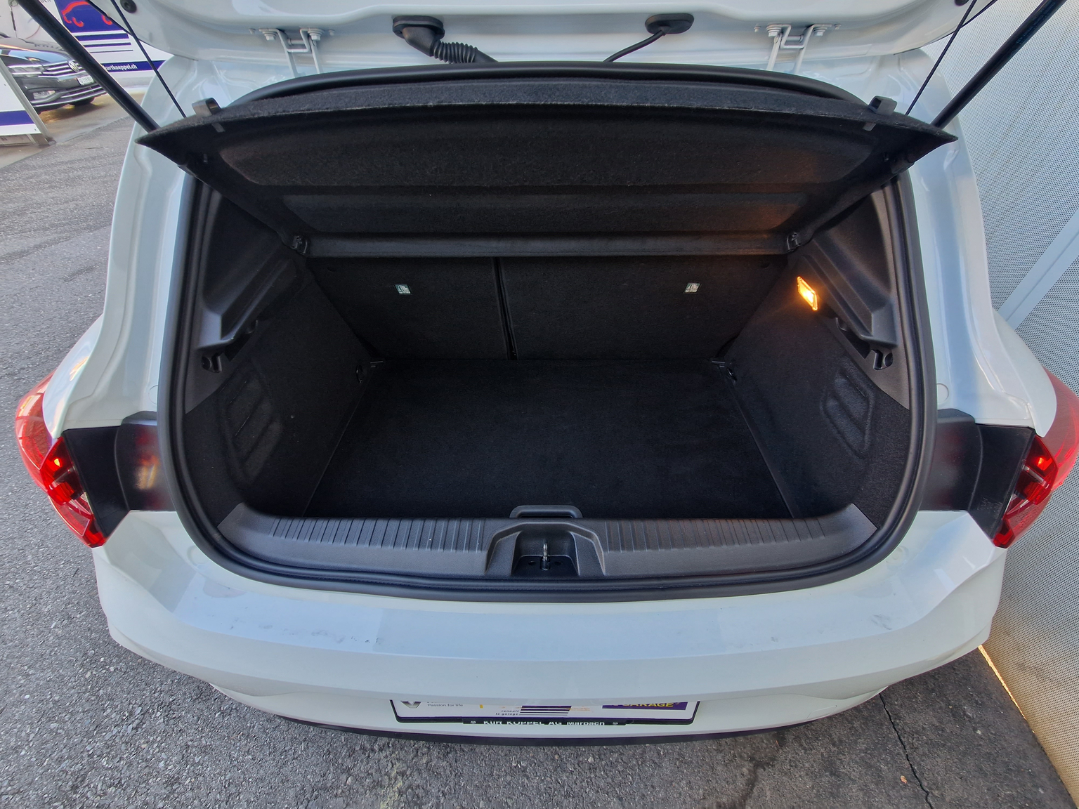 MITSUBISHI Colt 1.0 Invite+
