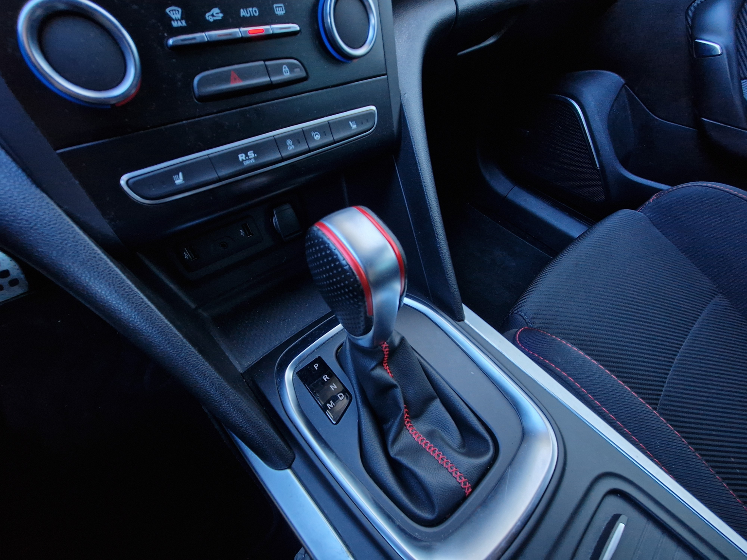 RENAULT Mégane Sport 1.8 T Trophy EDC