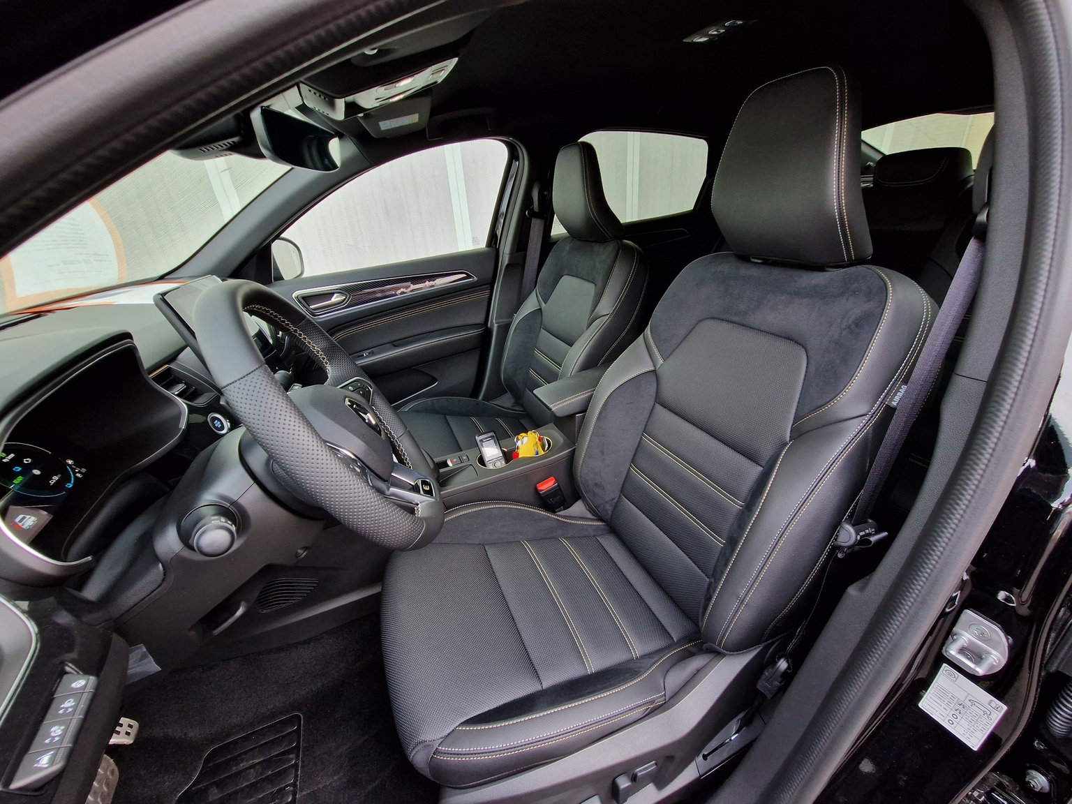RENAULT ARKANA 1.6 E-Tech Engineered