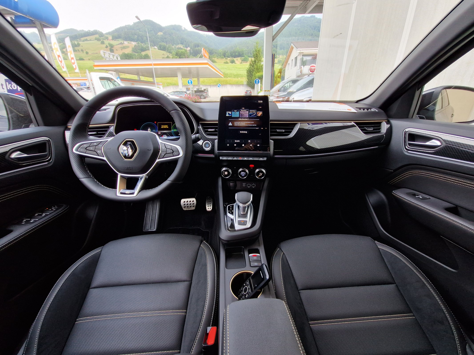 RENAULT ARKANA 1.6 E-Tech Engineered