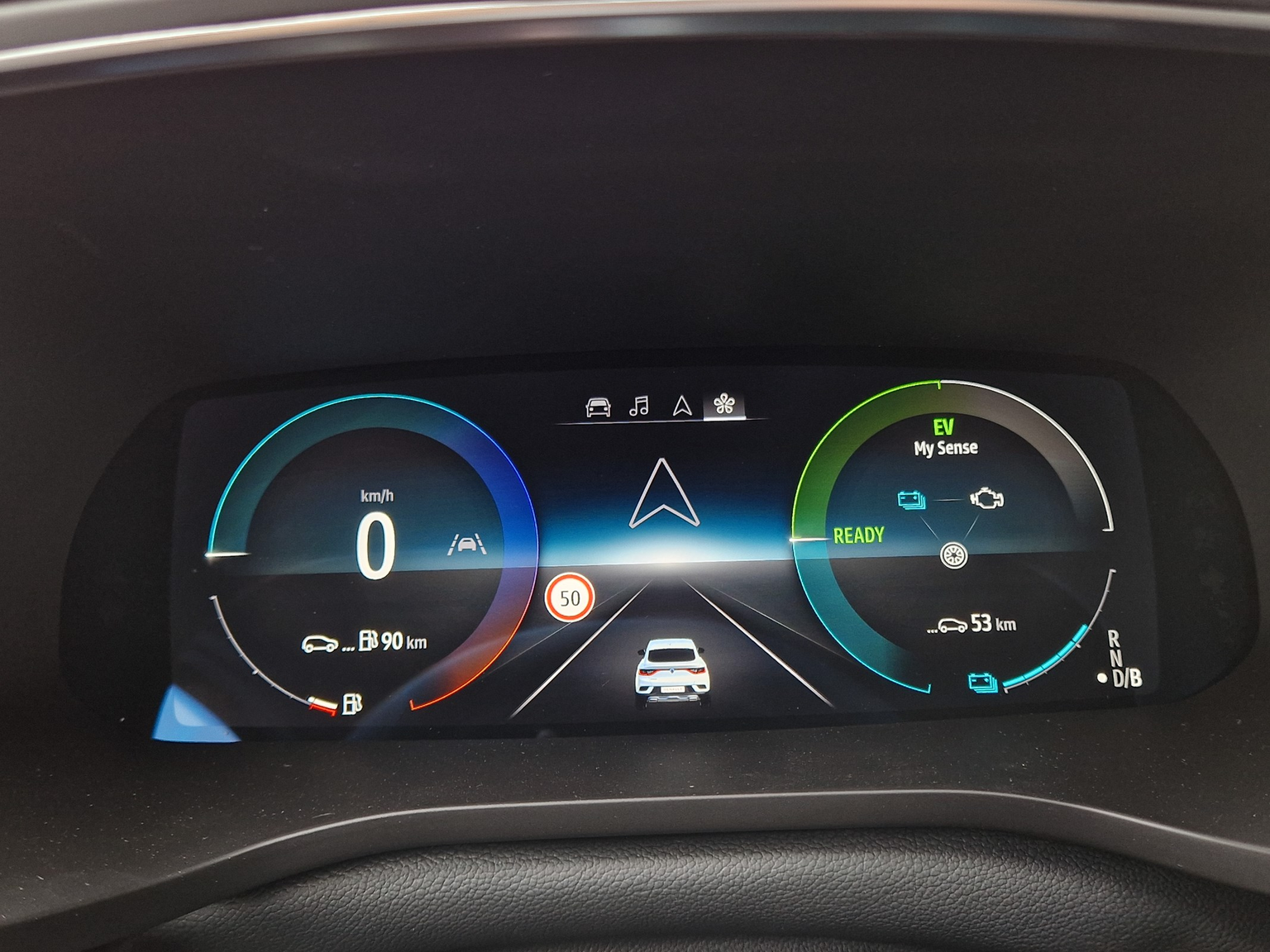 RENAULT ARKANA 1.6 E-Tech Engineered