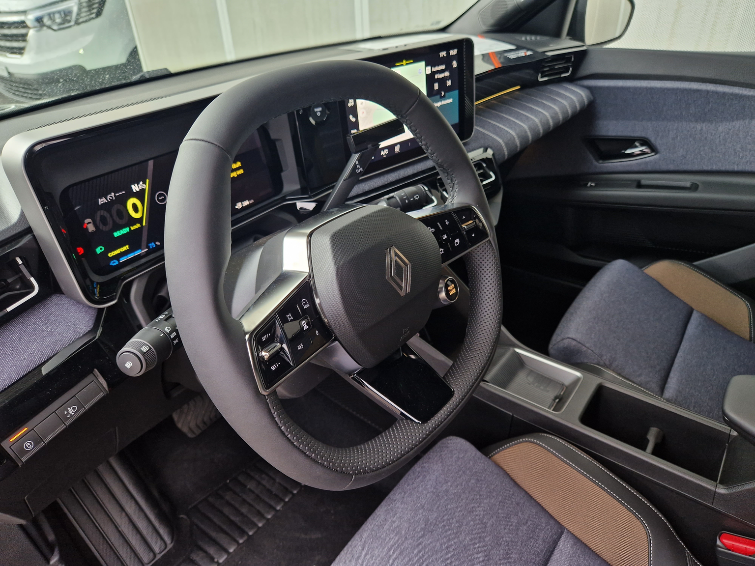 RENAULT 5 E-Tech Comfort Range techno