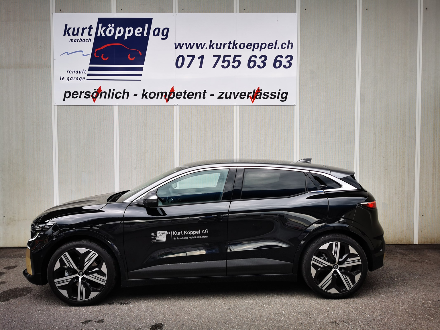 RENAULT MÉGANE E-Tech iconic