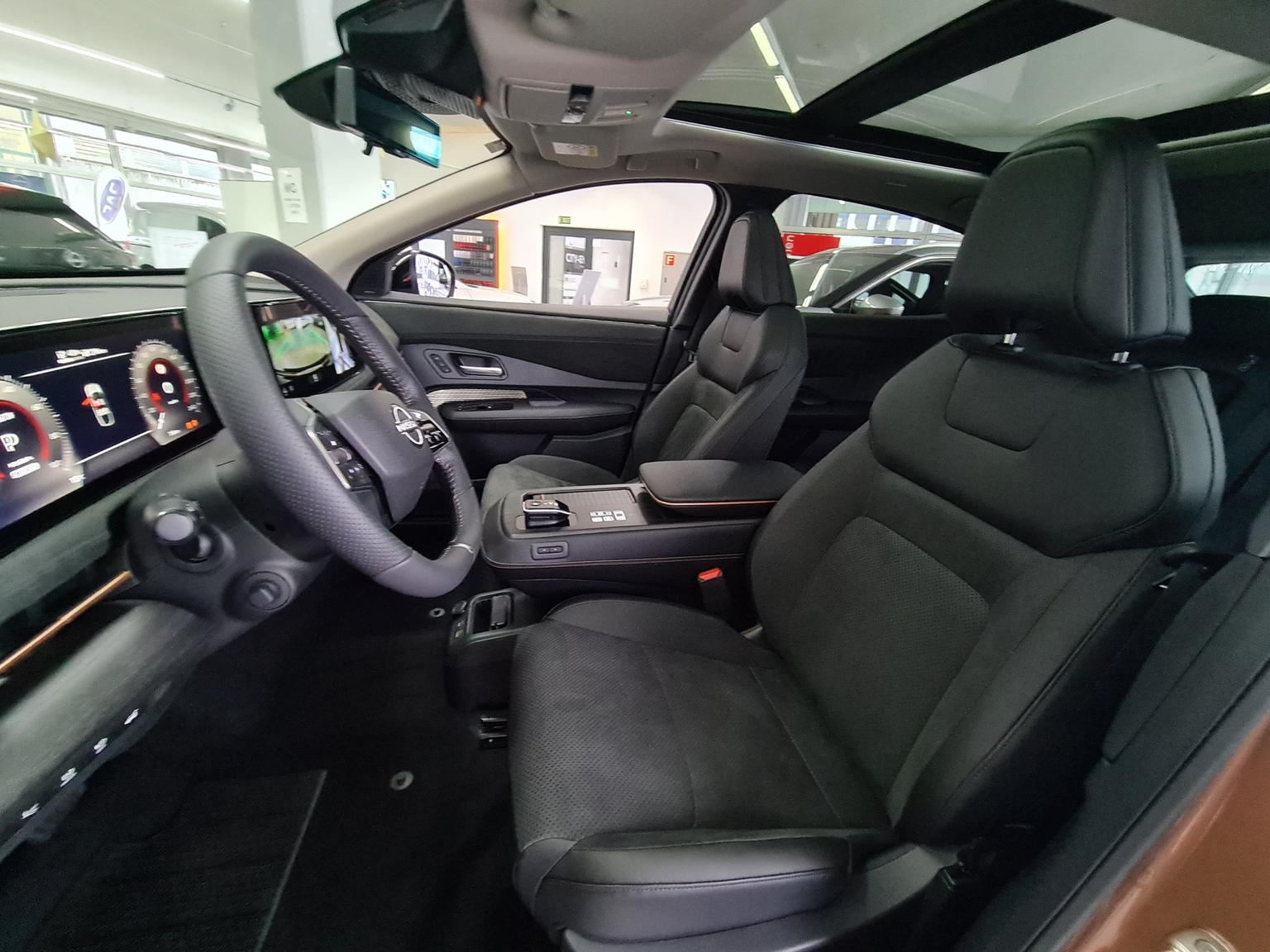 NISSAN Ariya 87 kWh e-4orce Evolve Allrad