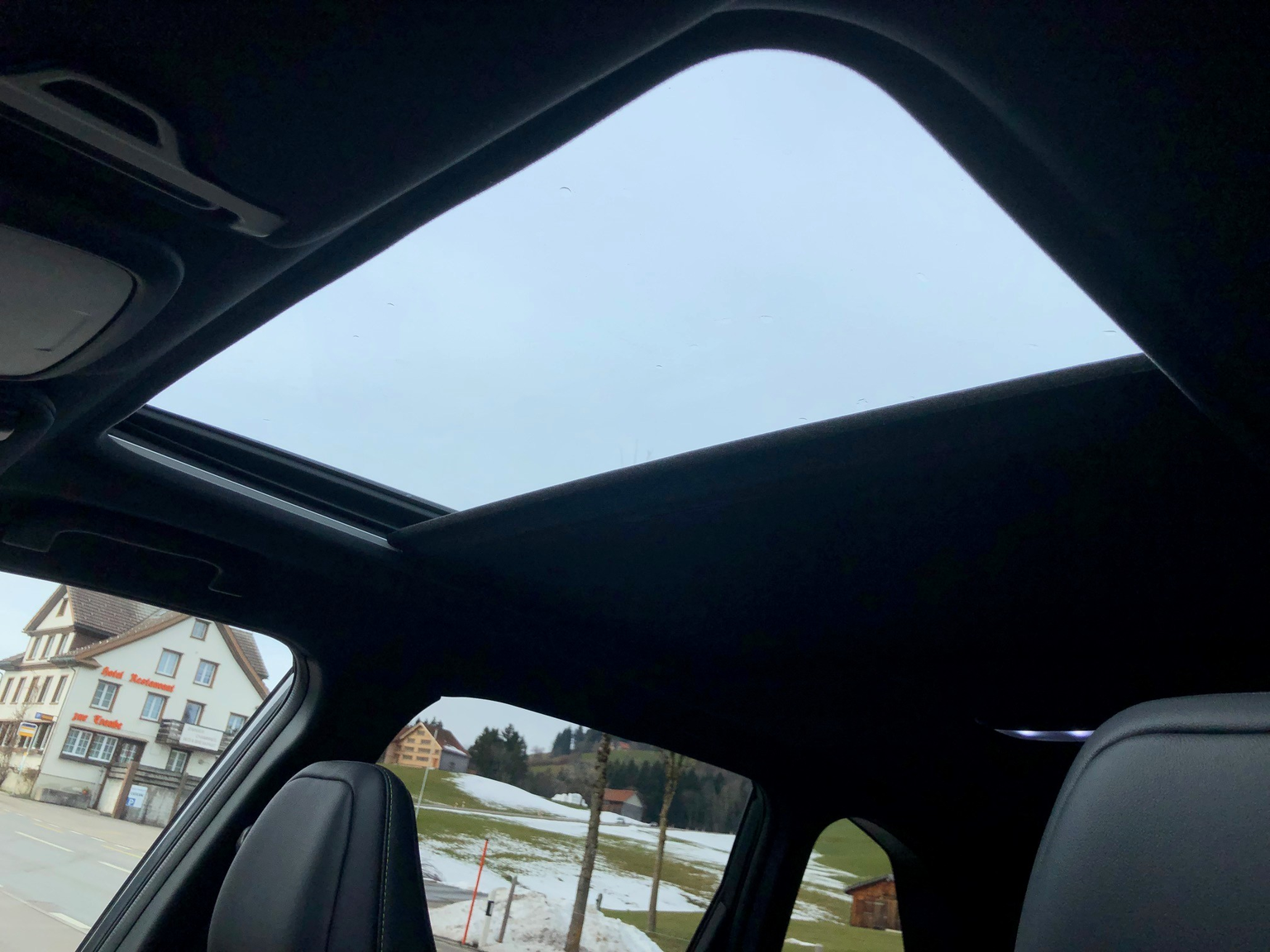 SUBARU Forester 2.0i e-Boxer Sport Lineartronic