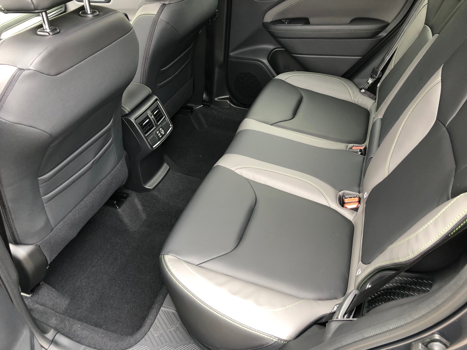 SUBARU Forester 2.0i e-Boxer Sport Lineartronic