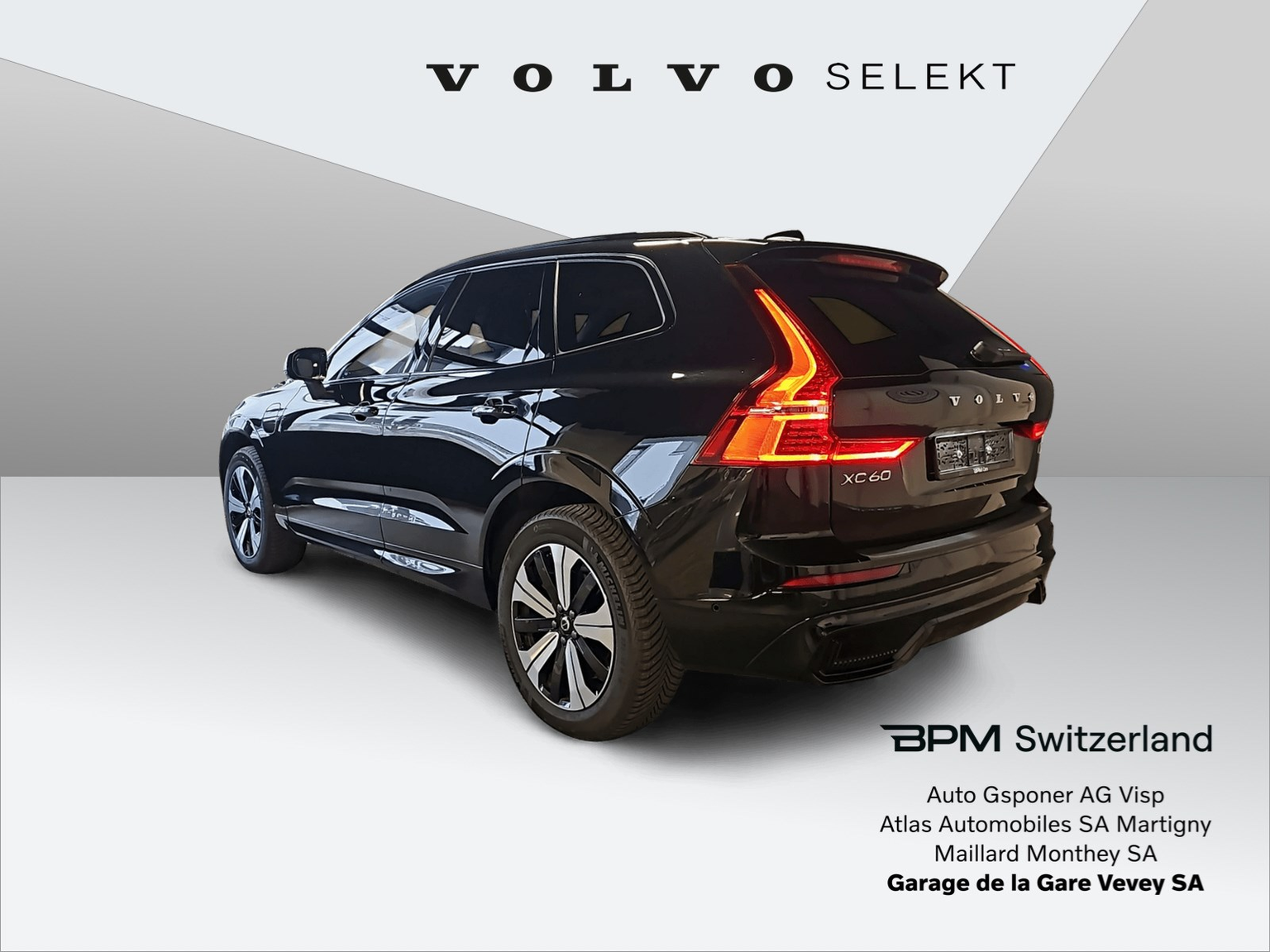 VOLVO XC60 2.0 T6 TE Plus Dark eAWD