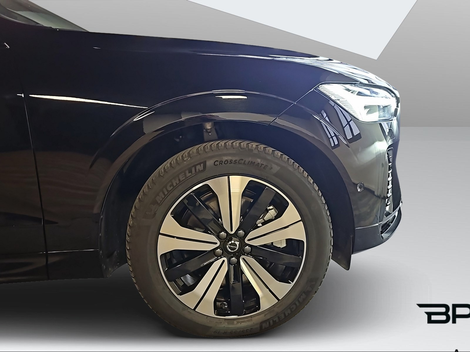 VOLVO XC60 2.0 T6 TE Plus Dark eAWD