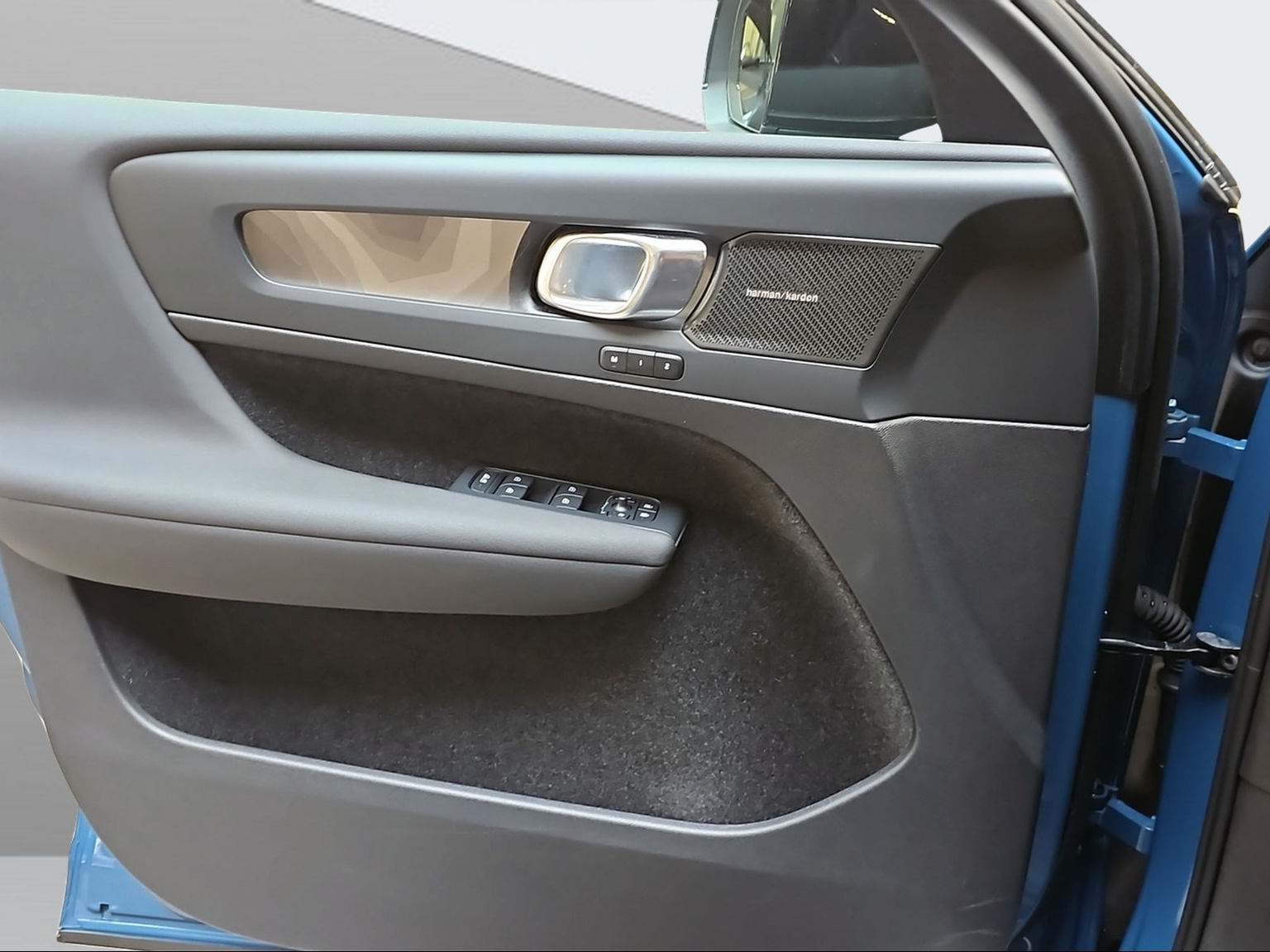 VOLVO C40 P6 Recharge Ultimate