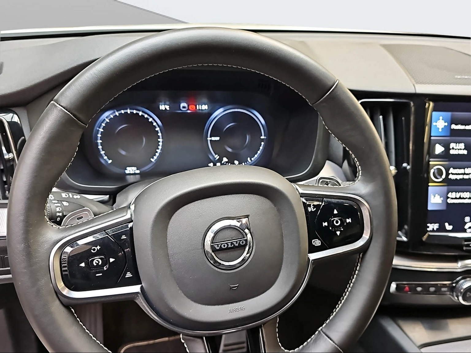 VOLVO XC60 2.0 T8 TE R-Design eAWD