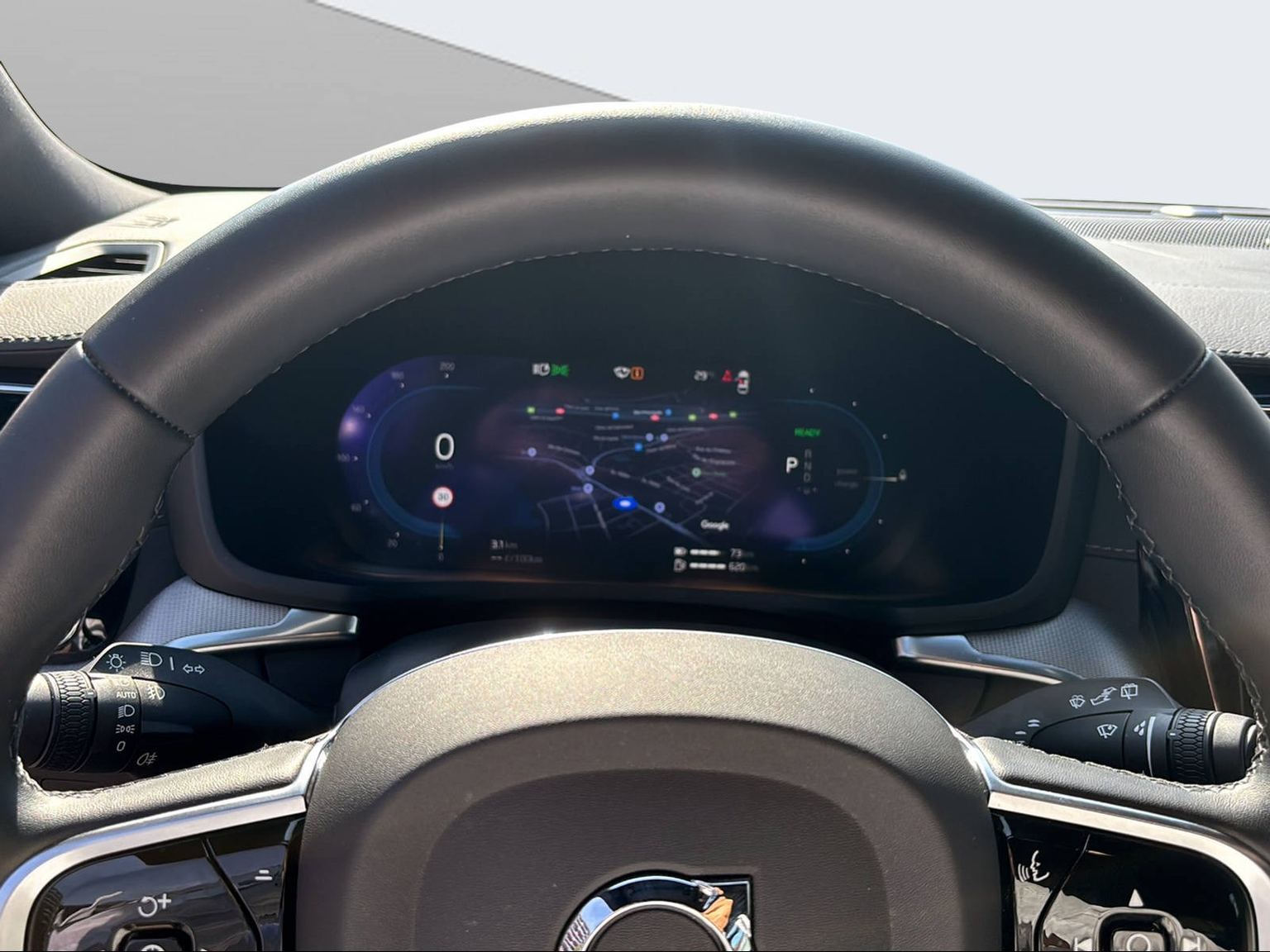 VOLVO V60 T8 eAWD Ultim Dark