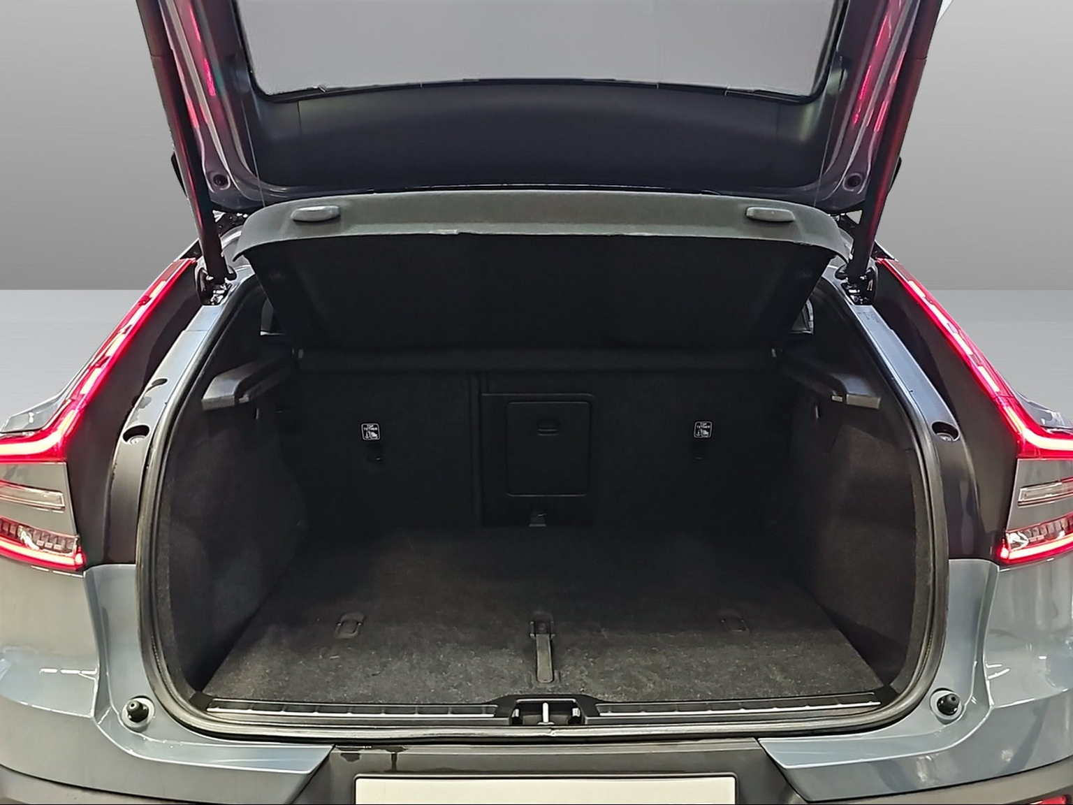 VOLVO C40 Recharge Twin AWD