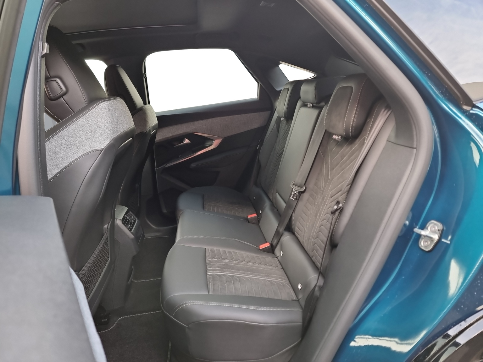PEUGEOT 3008 73kWh GT GT